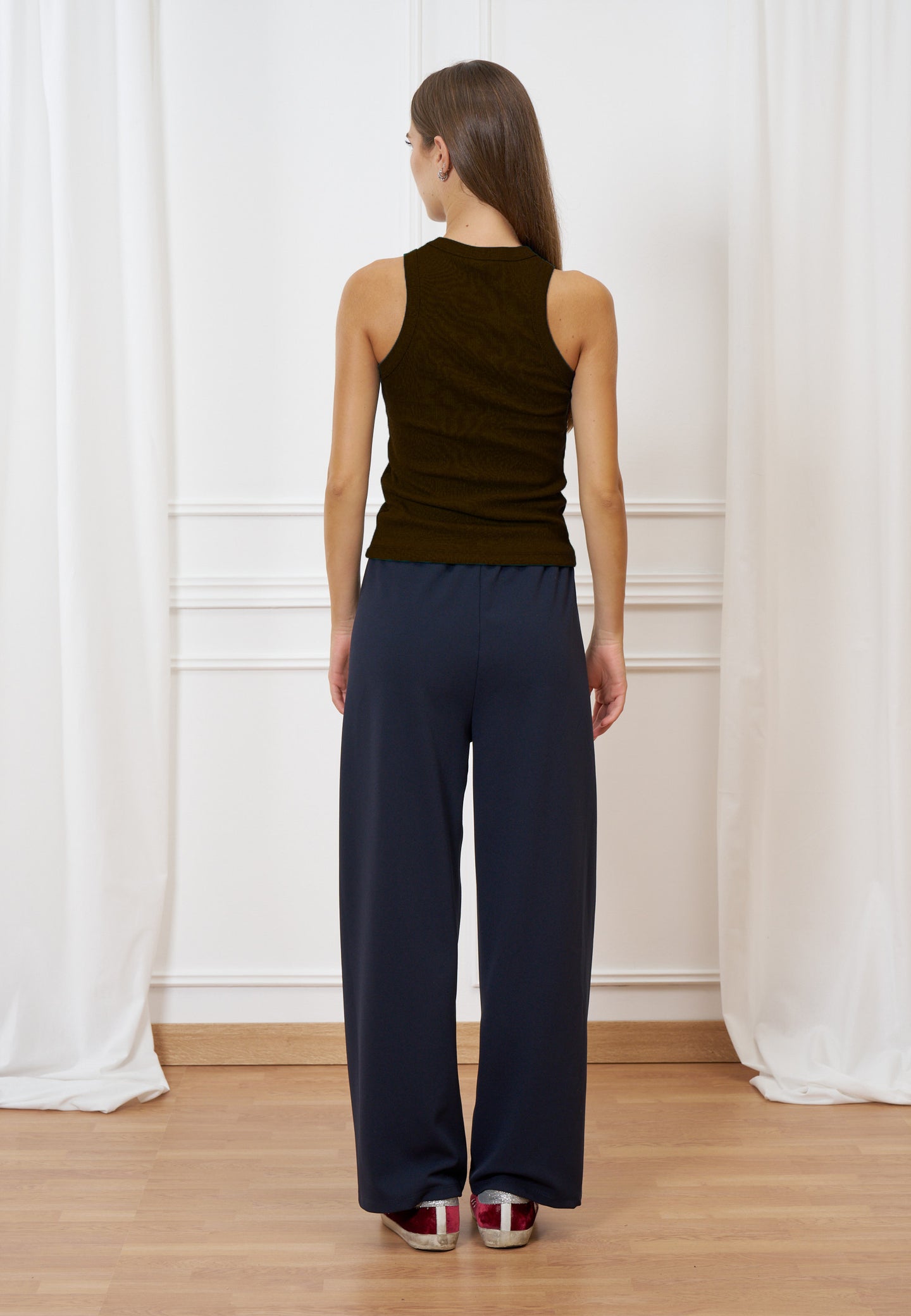 Top a costine aderente