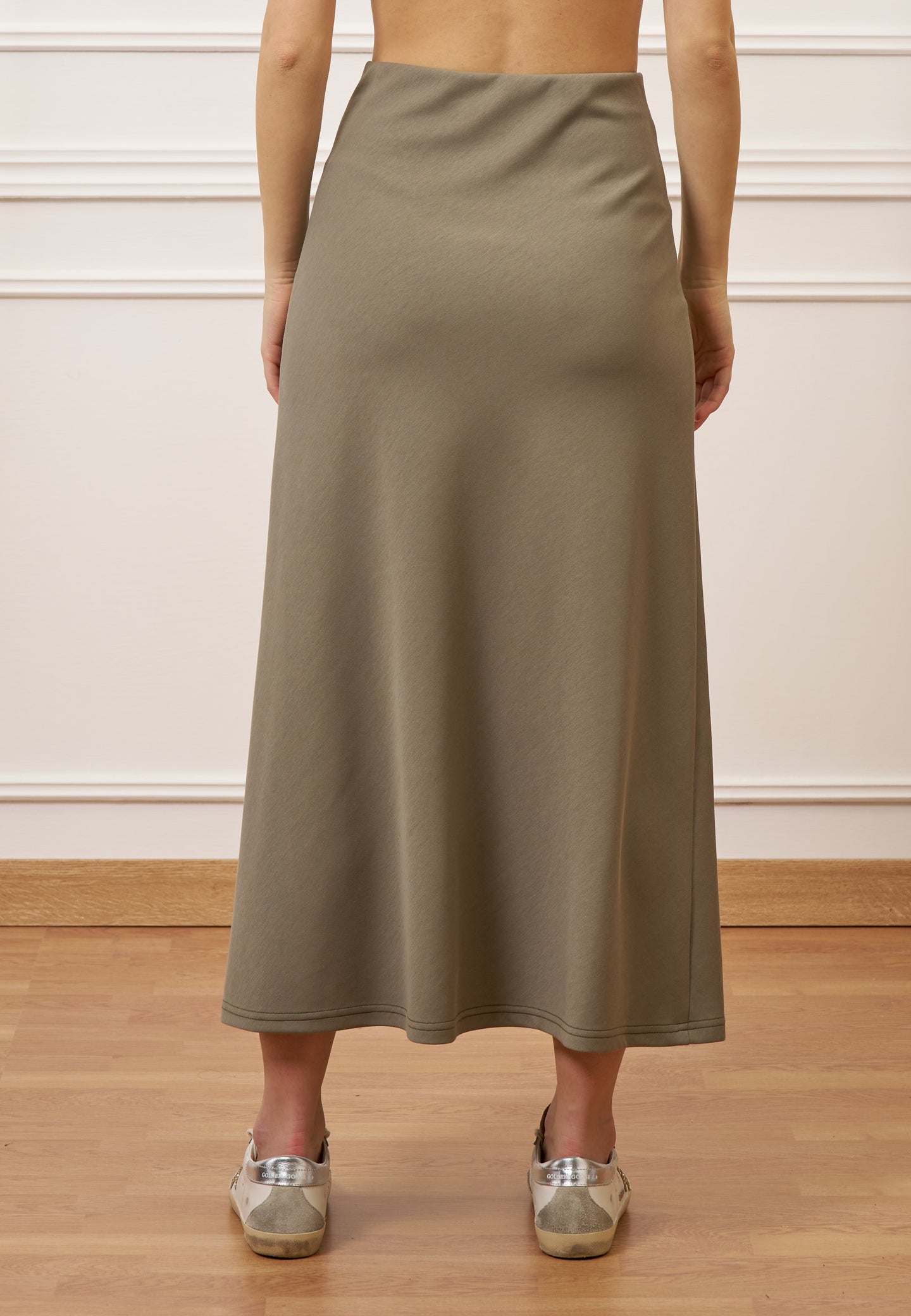 Gonna lunga svasata a vita alta