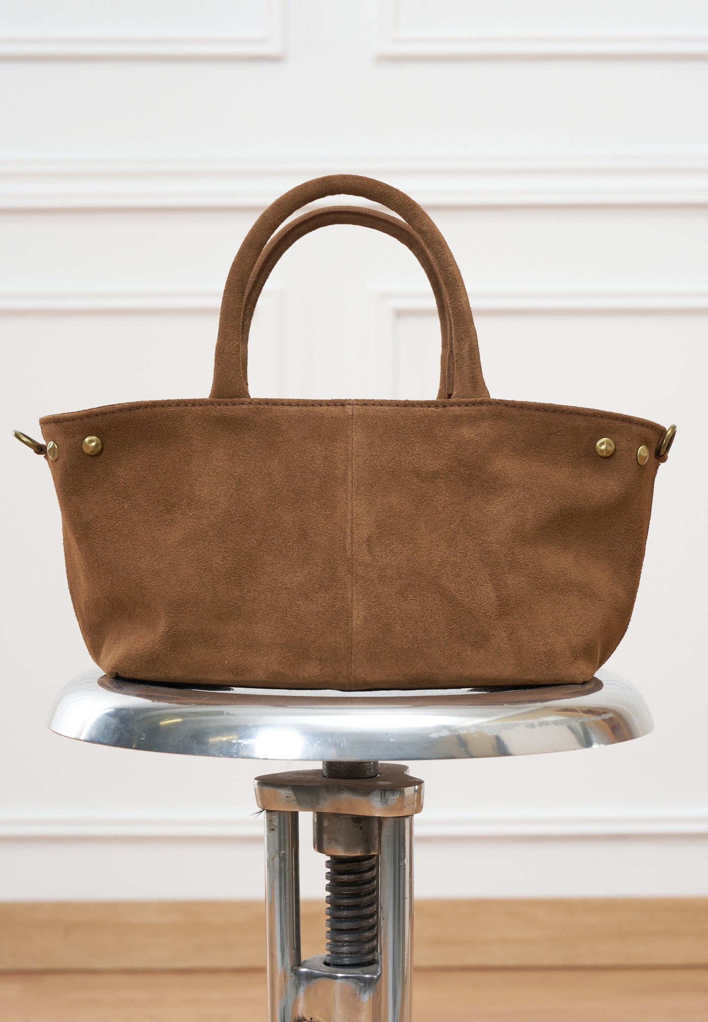 Borsa a mano scamosciata