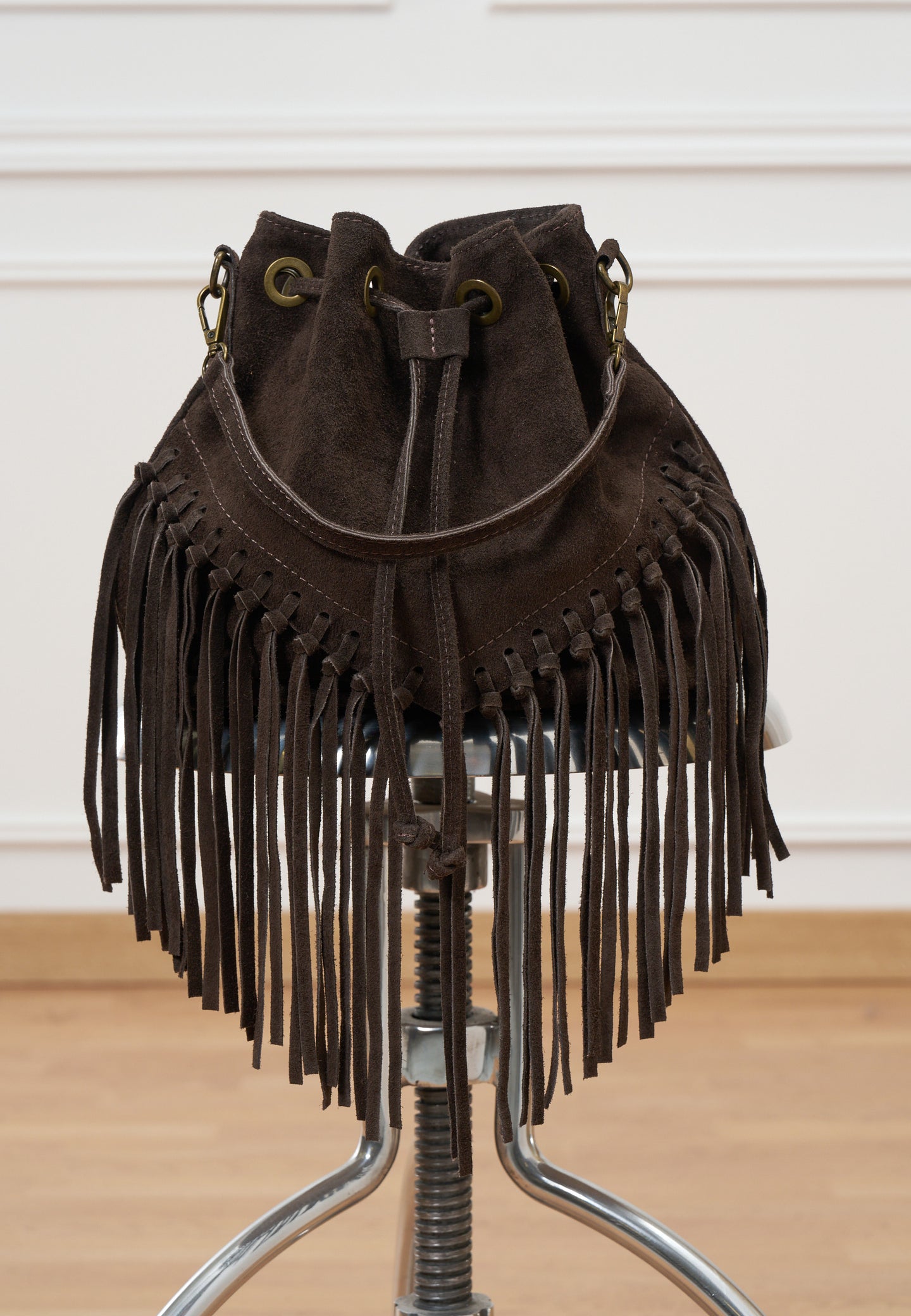 Borsa secchiello con frange