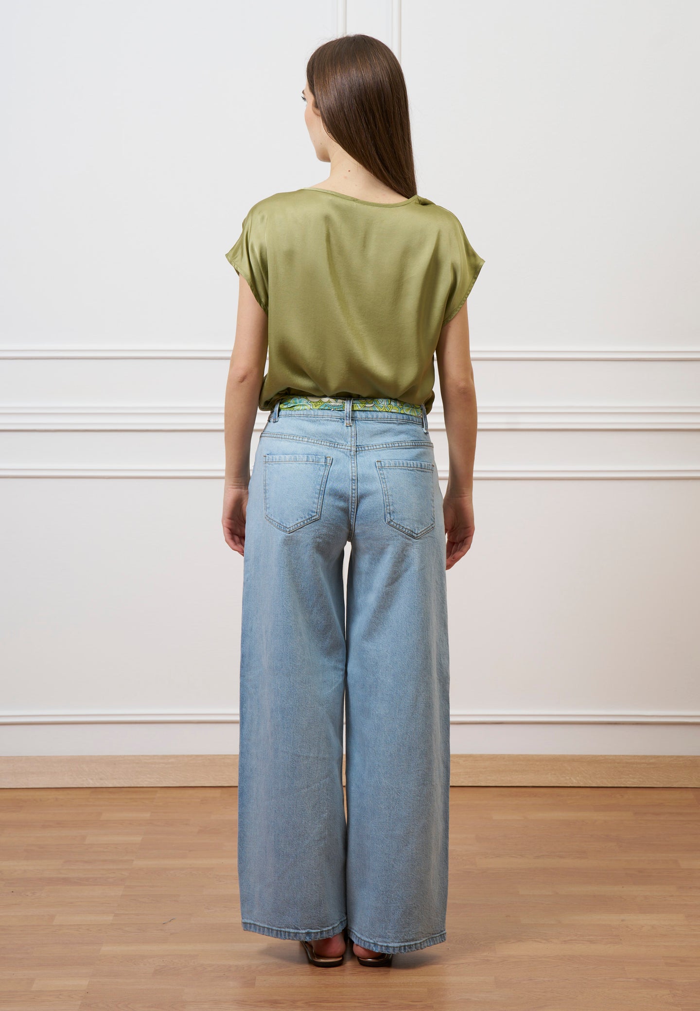 Blusa in raso a maniche corte - SALVIA