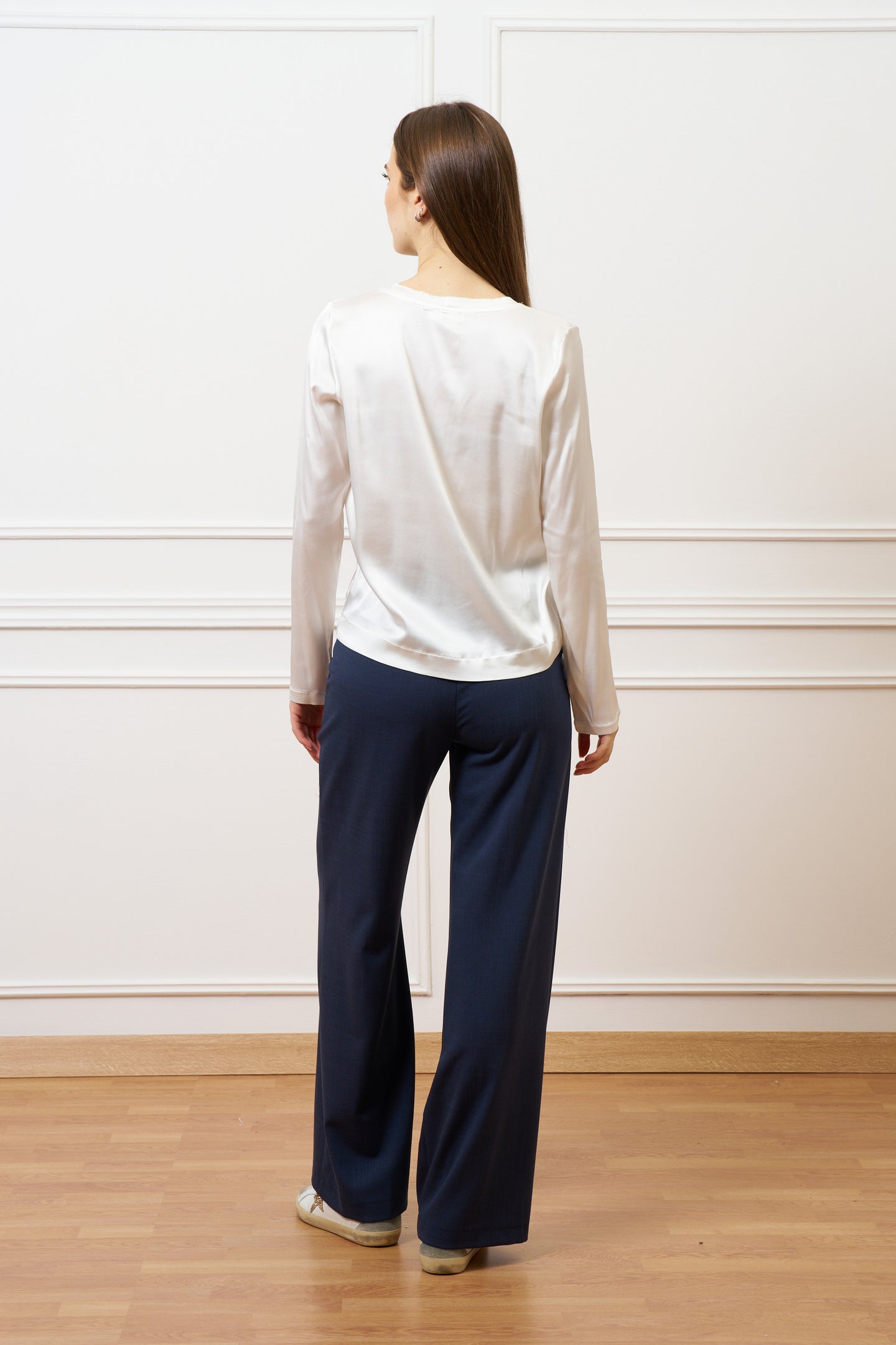 Blusa in raso con scollo a v - AVORIO