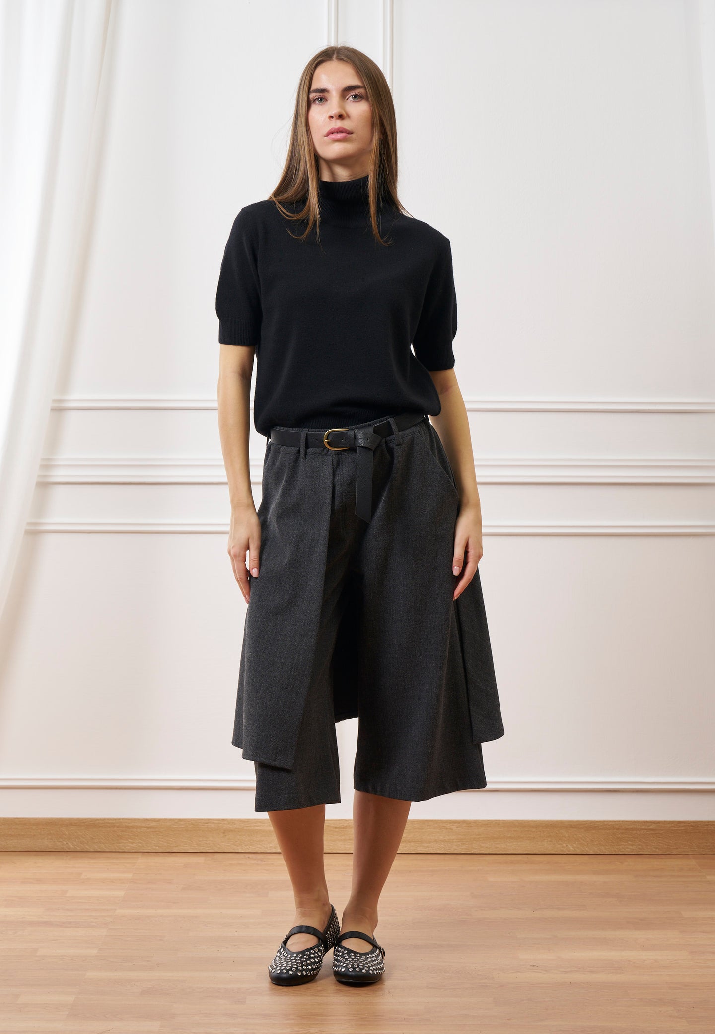 Bermuda con pannello applicato