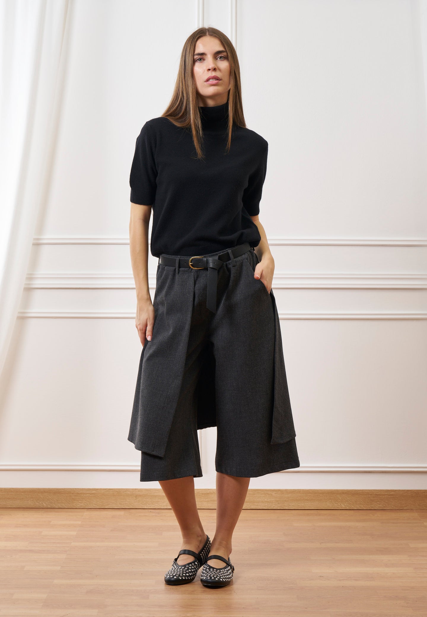 Bermuda con pannello applicato