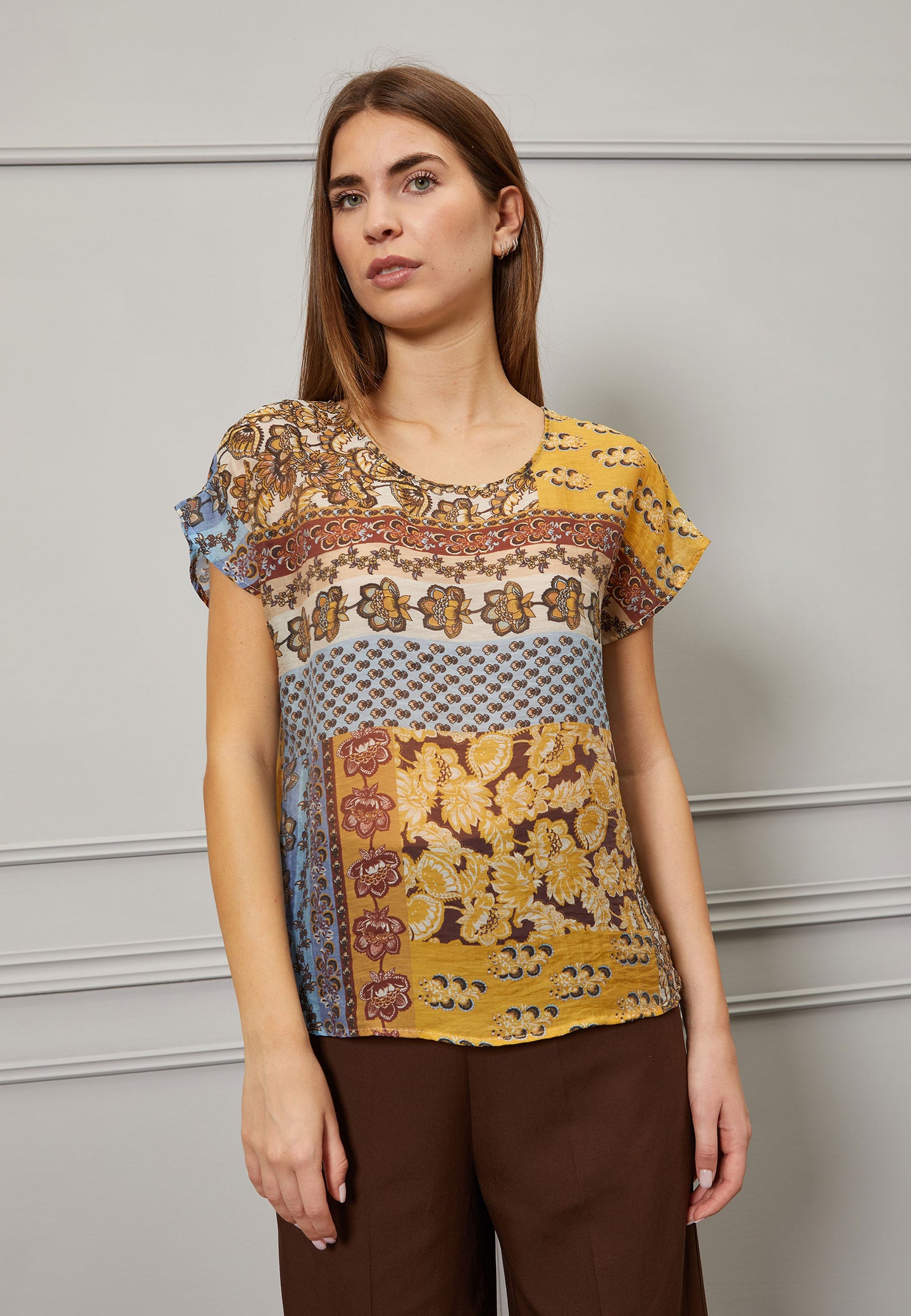 Blusa fantasia patchwork