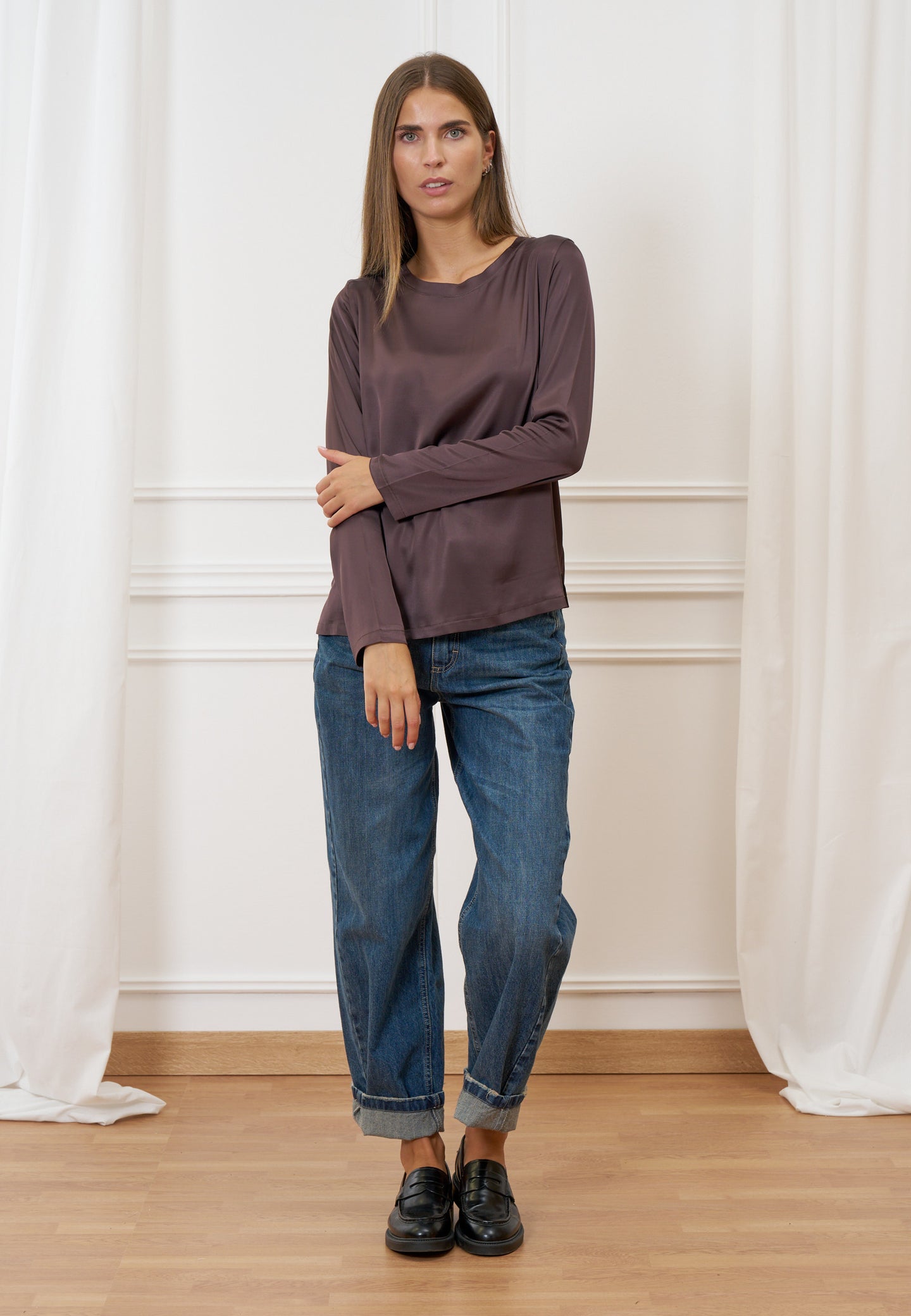 Blusa in raso a manica lunga