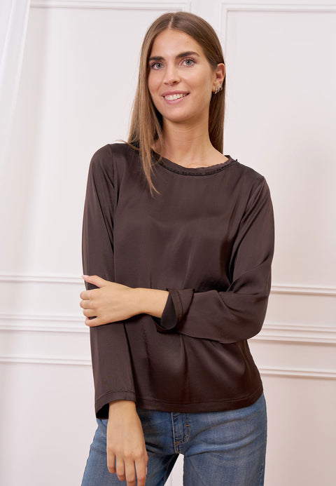 Blusa in raso con passamaneria