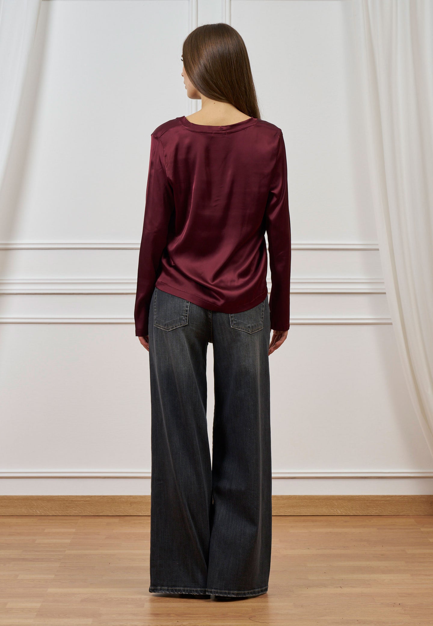 Blusa raso scollo a v