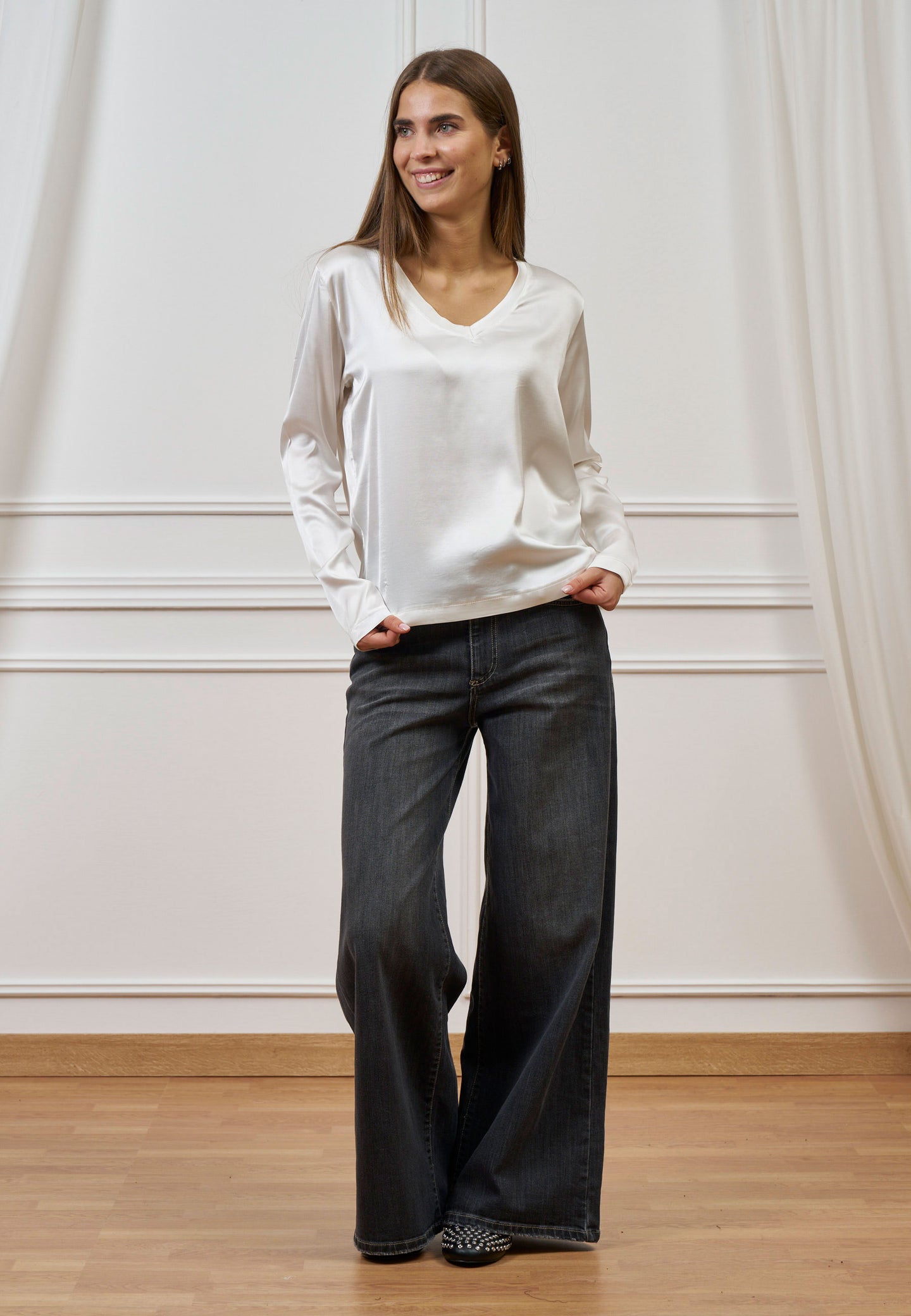 Blusa raso scollo a v