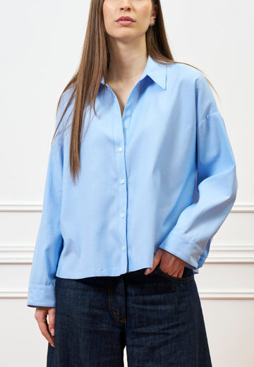 Camicia con scollo a V e spacchetti - CELESTE