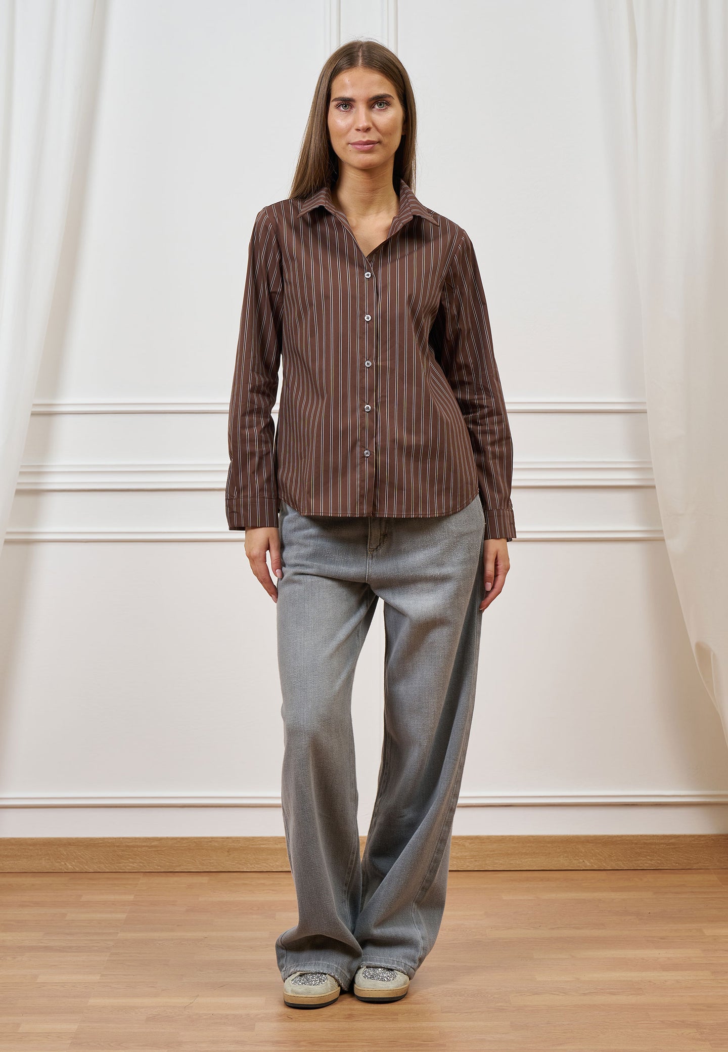 Camicia a righe sfiancata