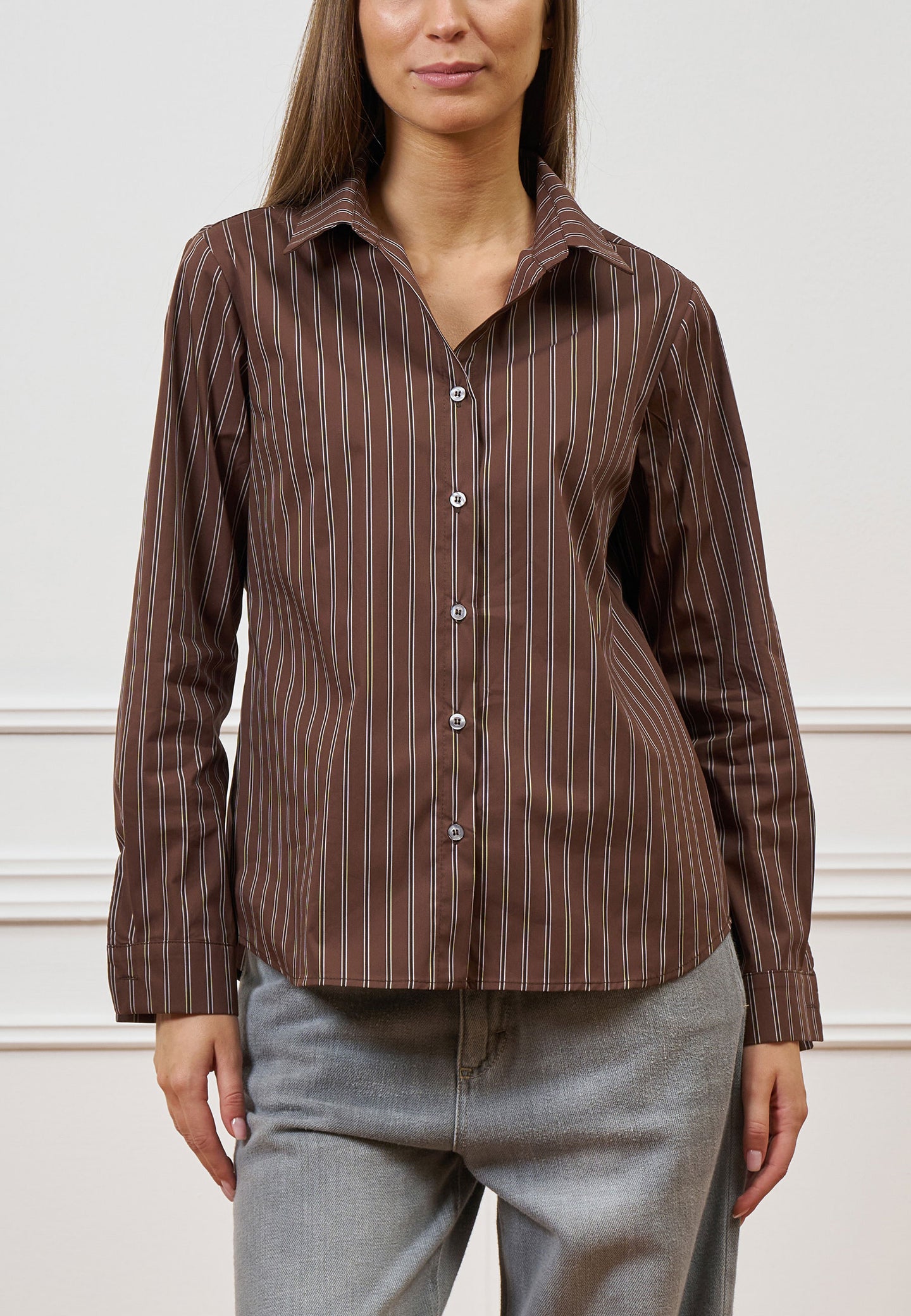 Camicia a righe sfiancata