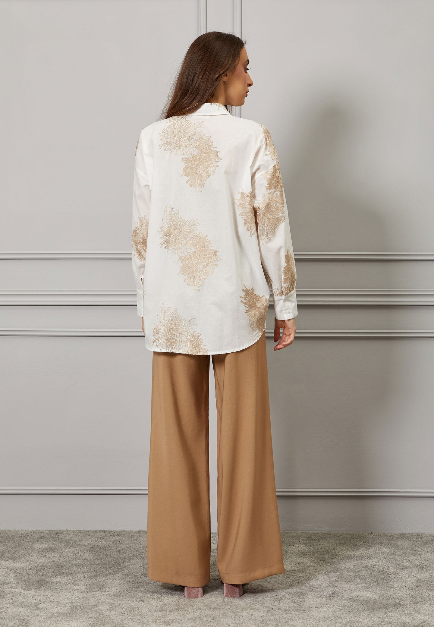 Camicia con ricami