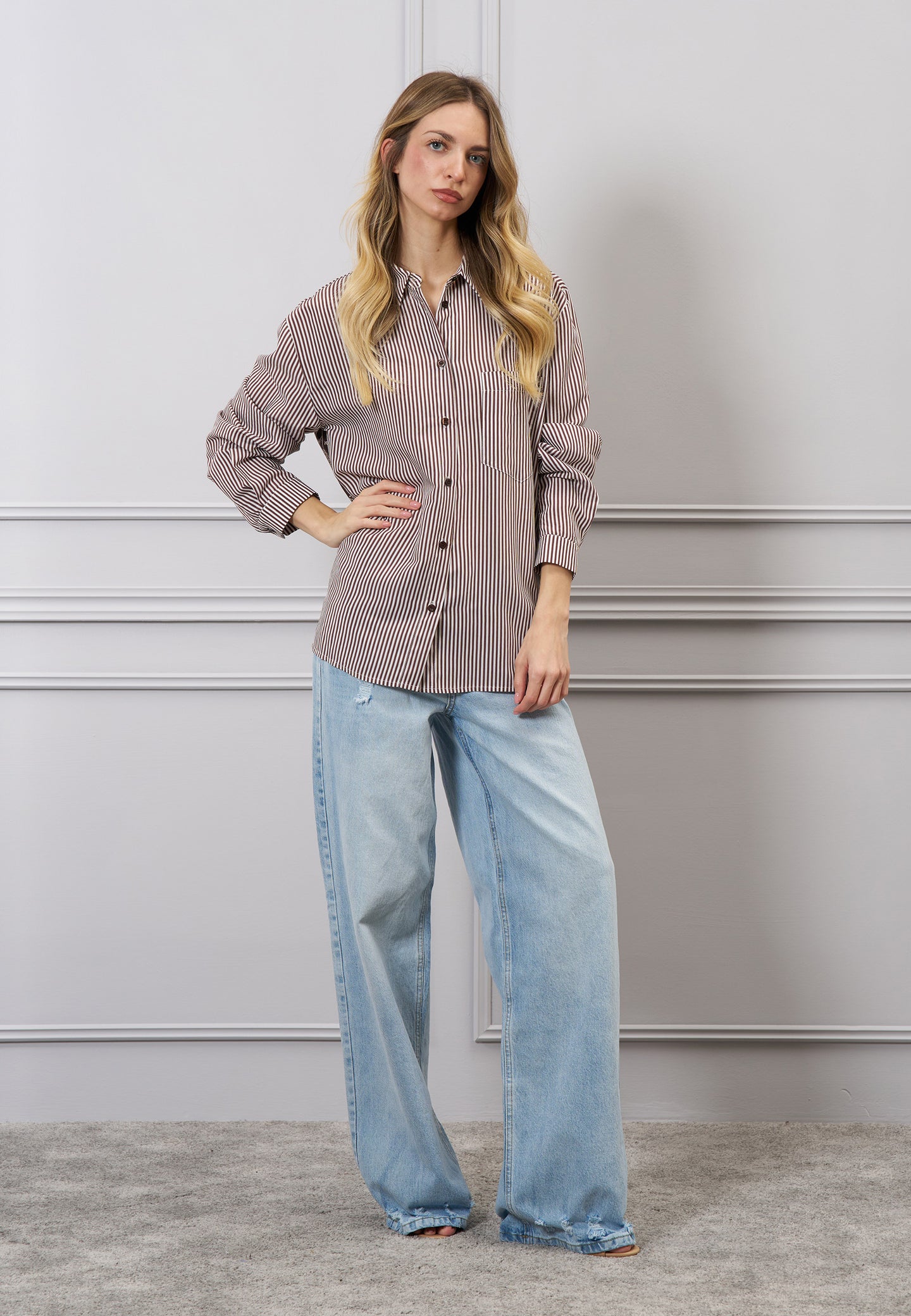 Camicia righe e stampa sul retro