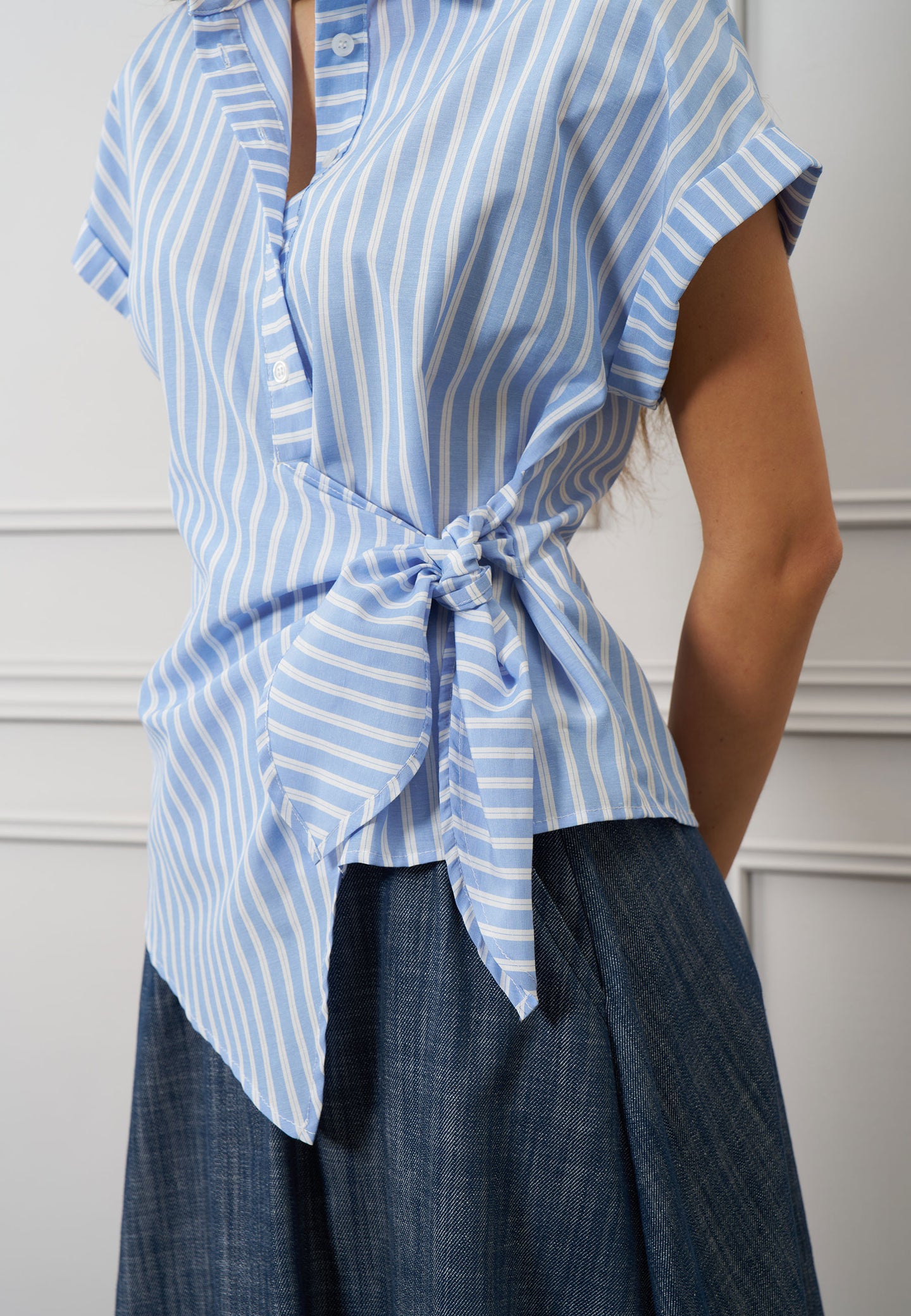 Camicia righe nodo laterale