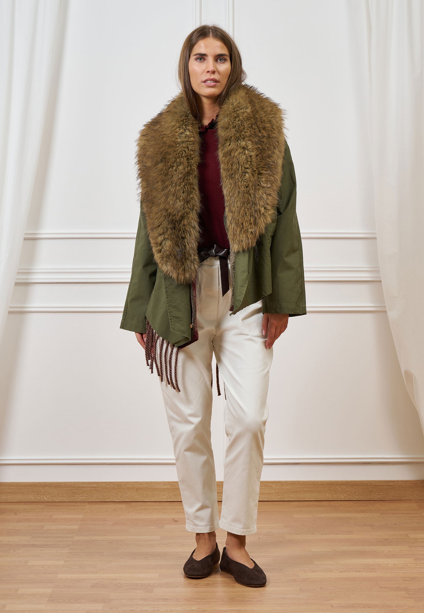 Cappotto parka con ecopelliccia
