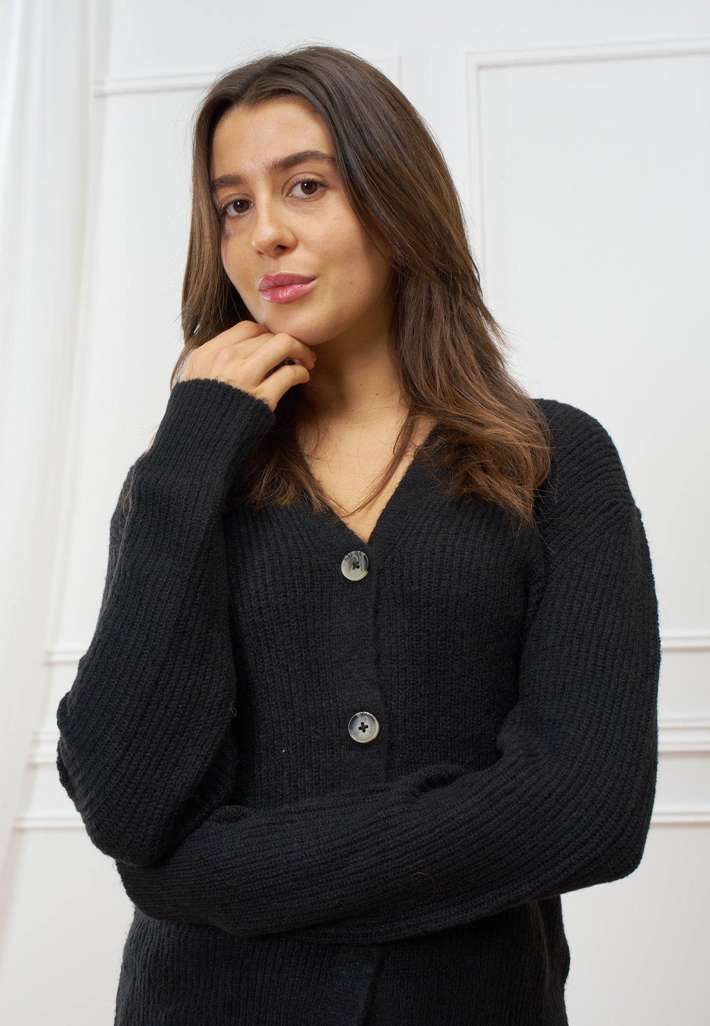 Cardigan a costine con scollo a v