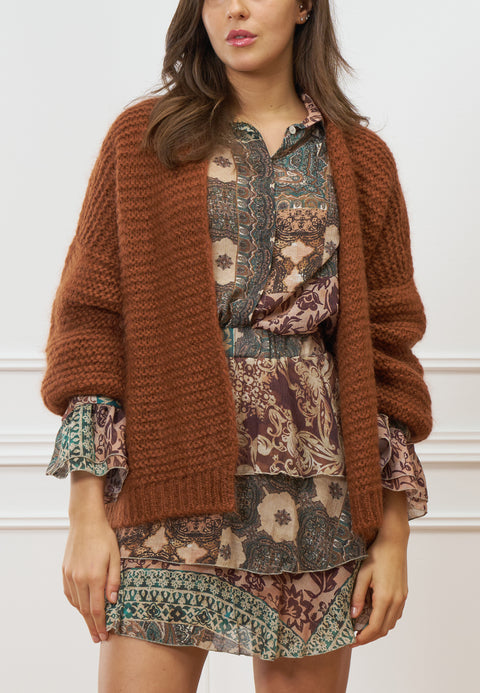 Cardigan over aperto