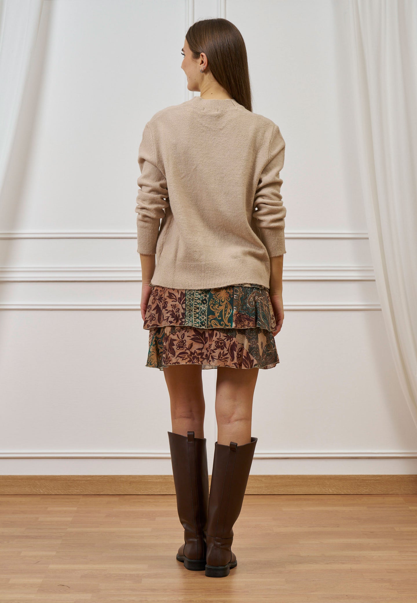 Cardigan scollo a v con bottoni