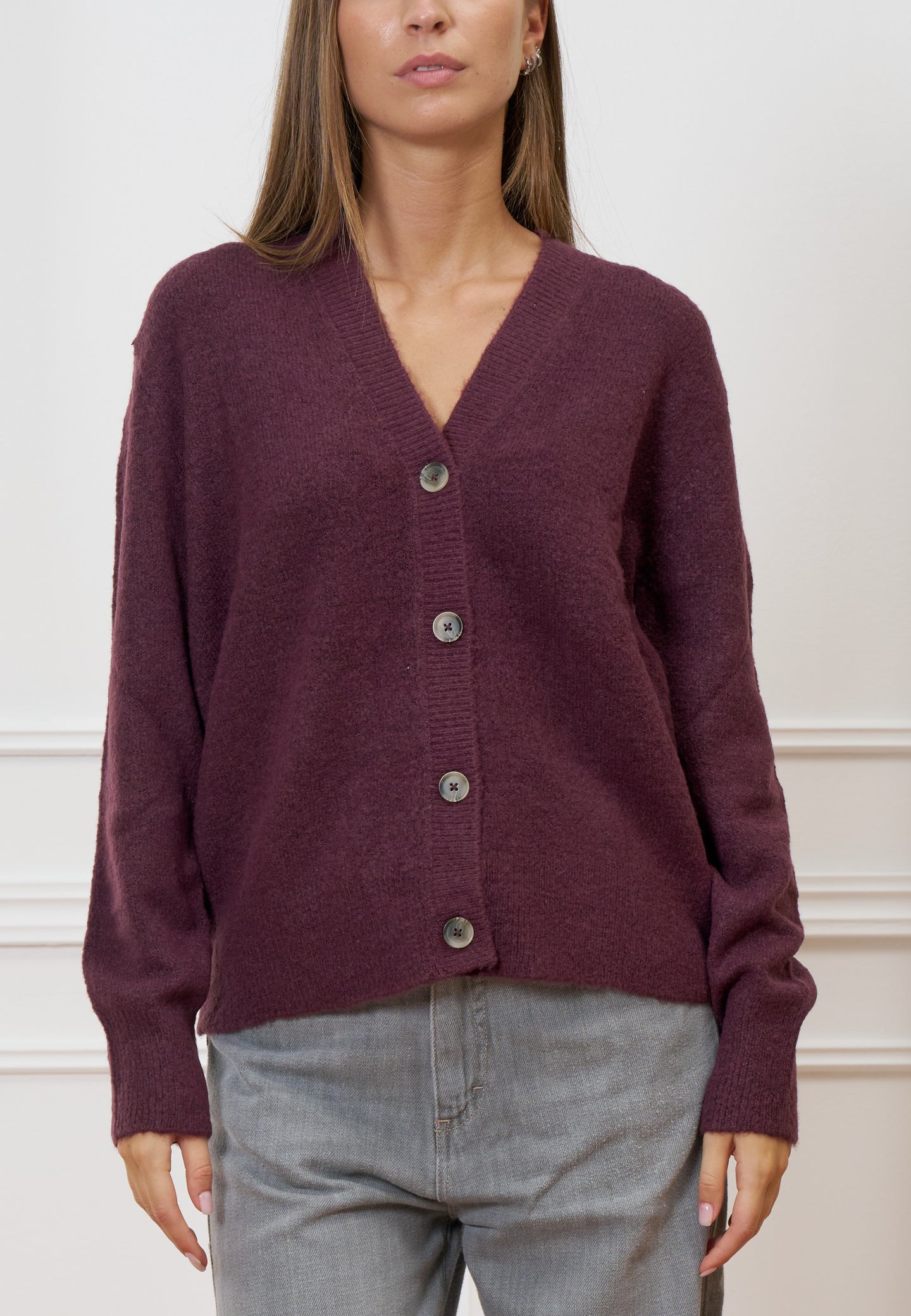 Cardigan scollo a v con bottoni