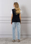Maglia smanicata con lacci