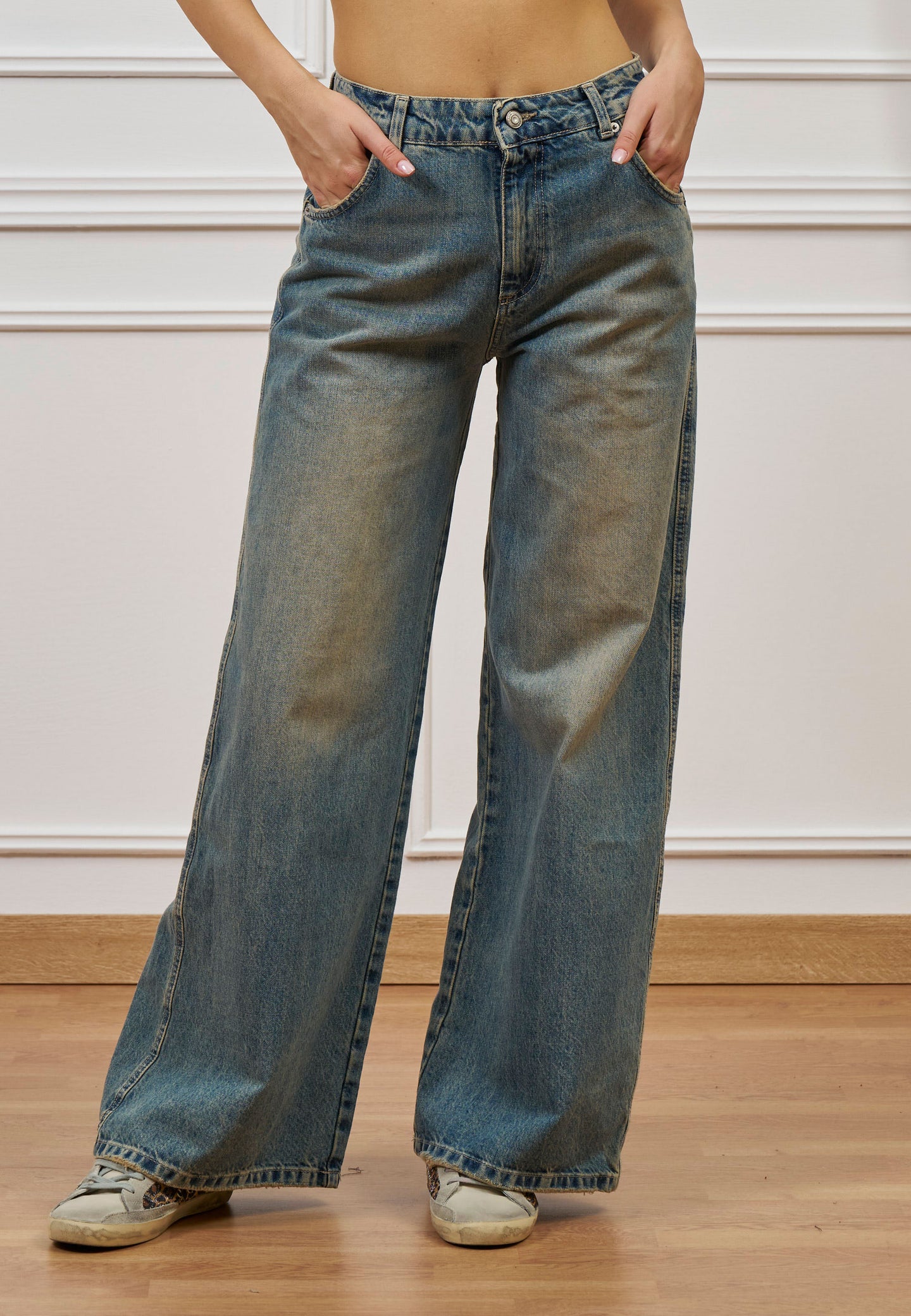 Jeans wide leg a vita alta
