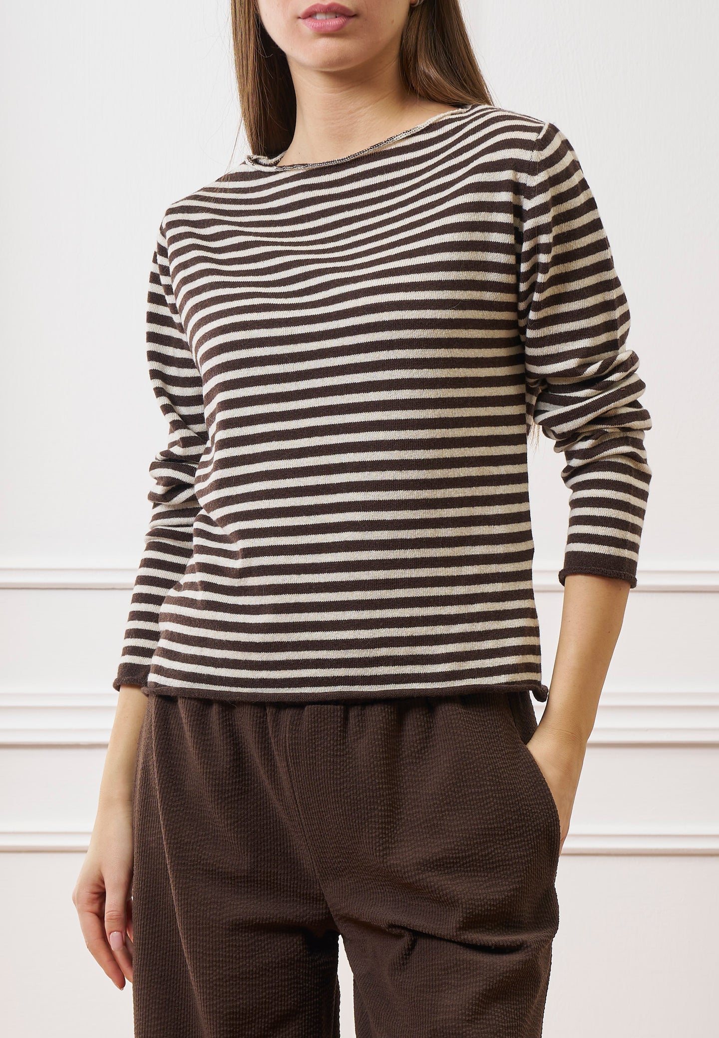 Maglia a righe con scollo a barca
