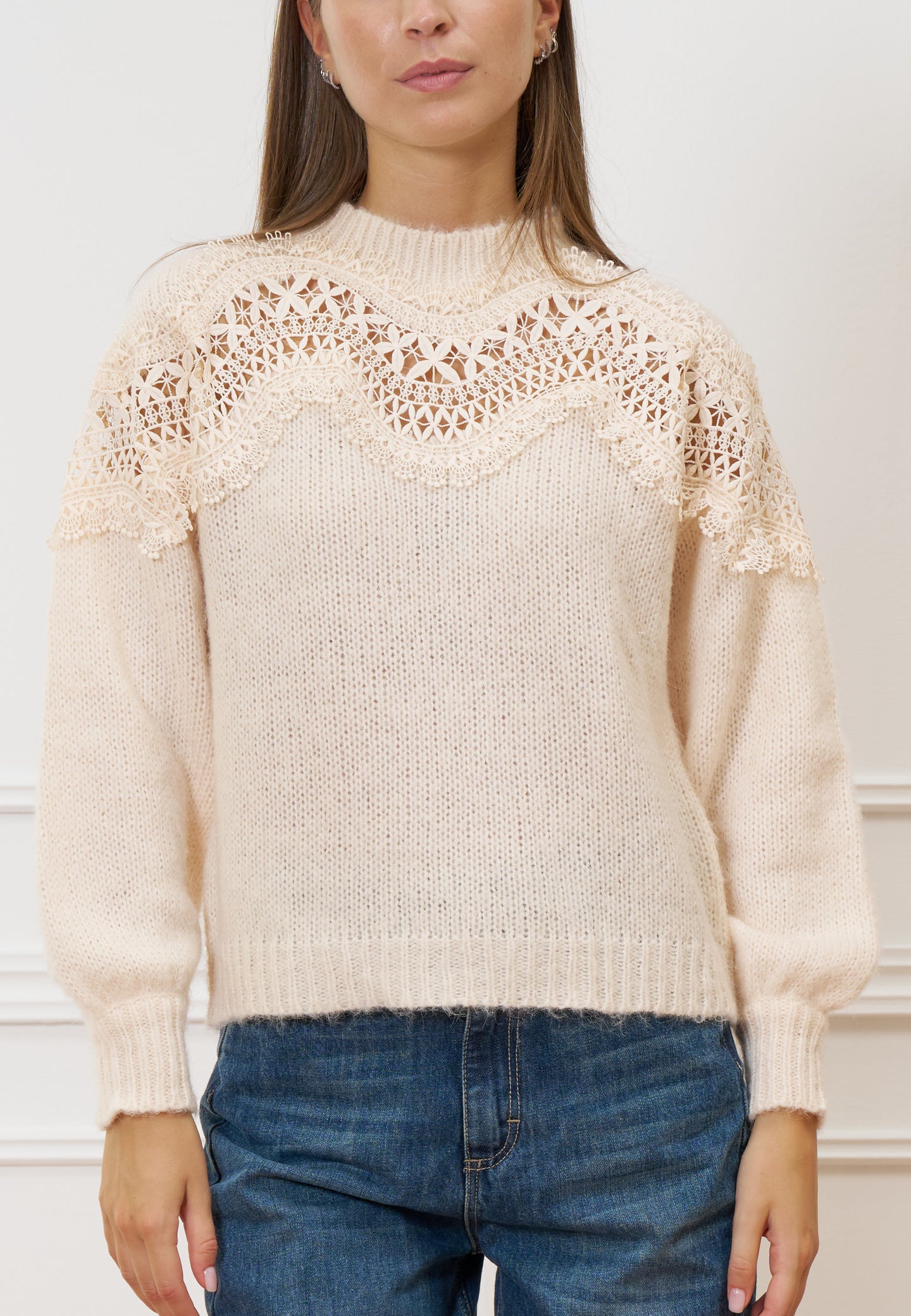 Maglia con inserti in pizzo
