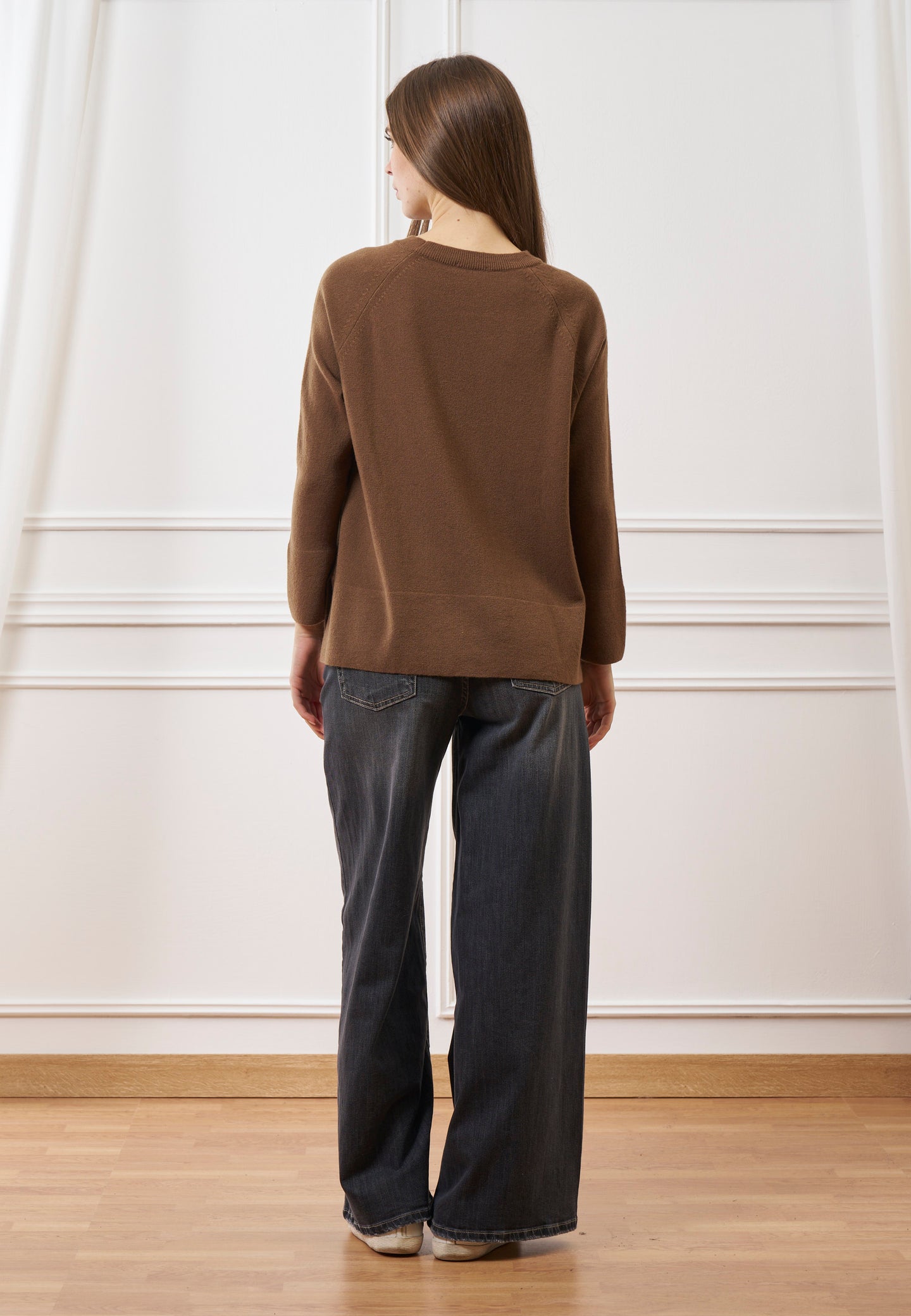 Maglia con maniche raglan in lana