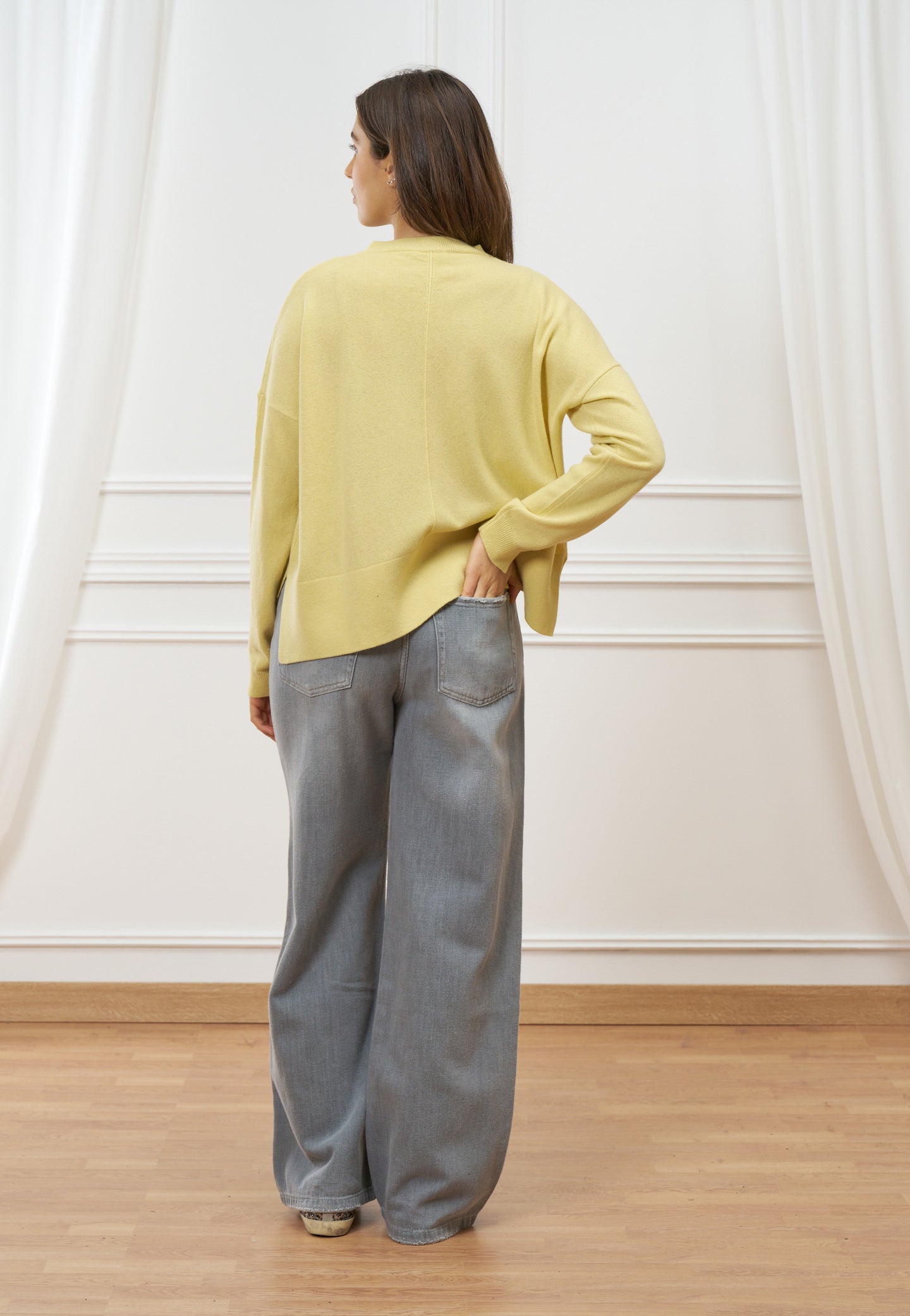 Maglia con nervature in lana