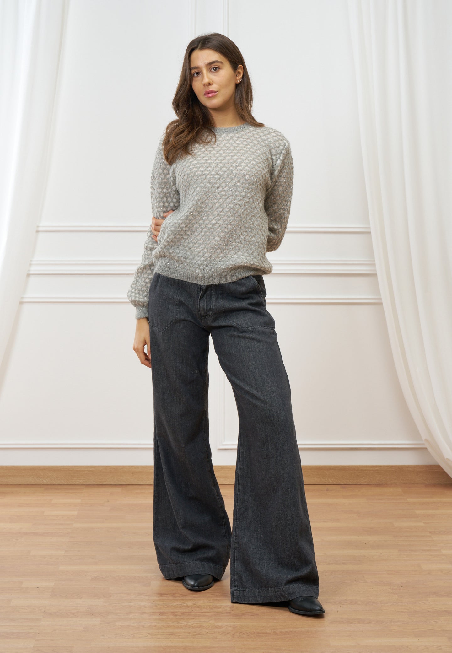 Maglia traforata a righe con lurex