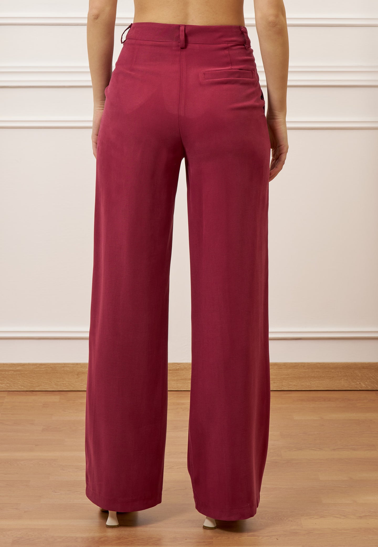 Pantalone palazzo con pinces