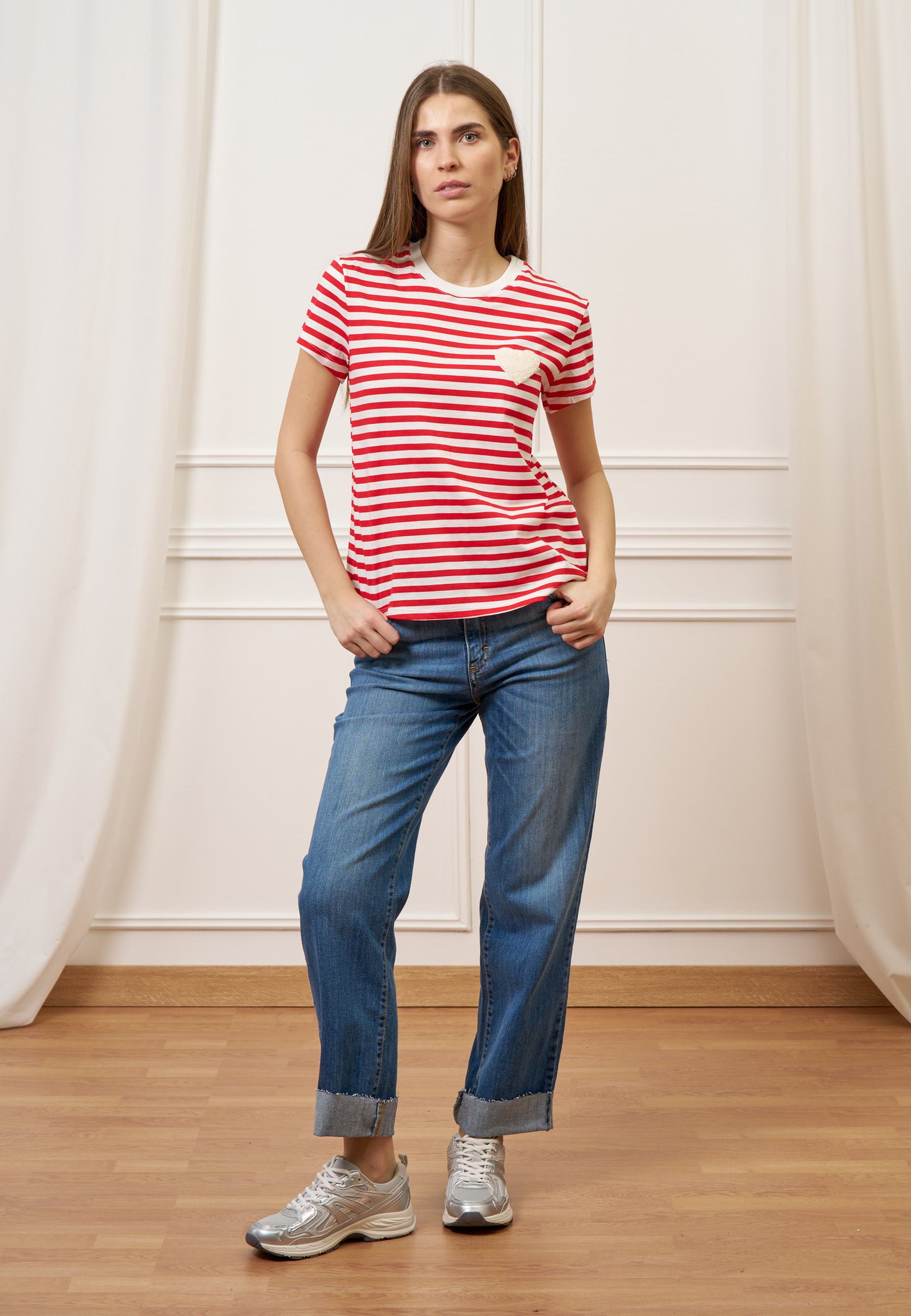 Jeans a vita alta con risvolto