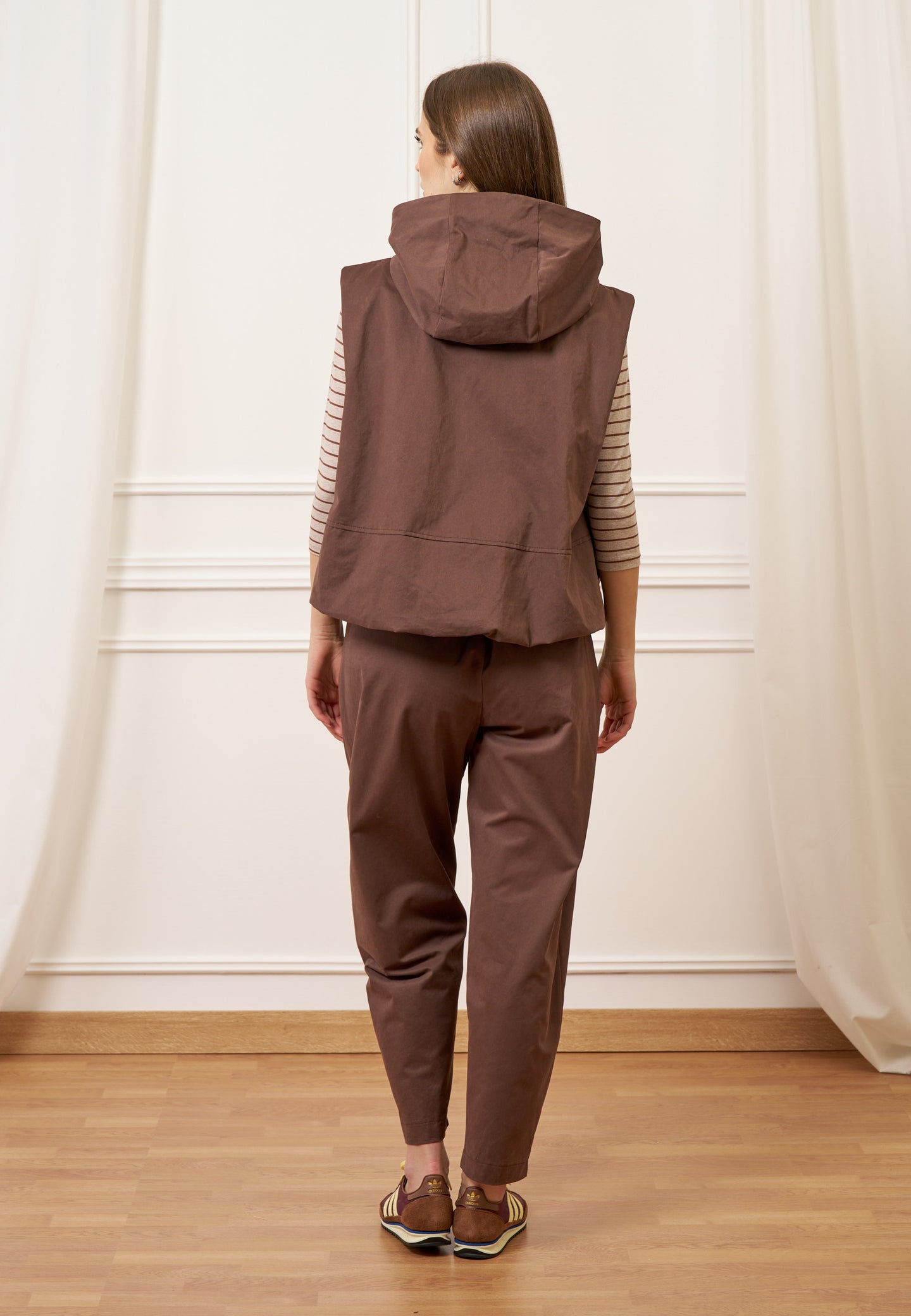 Pantalone balloon con pinces - MARRONE