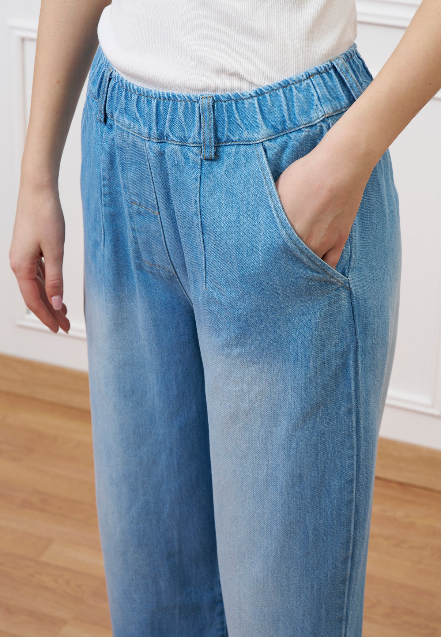 Jeans con elastico in vita - BLU