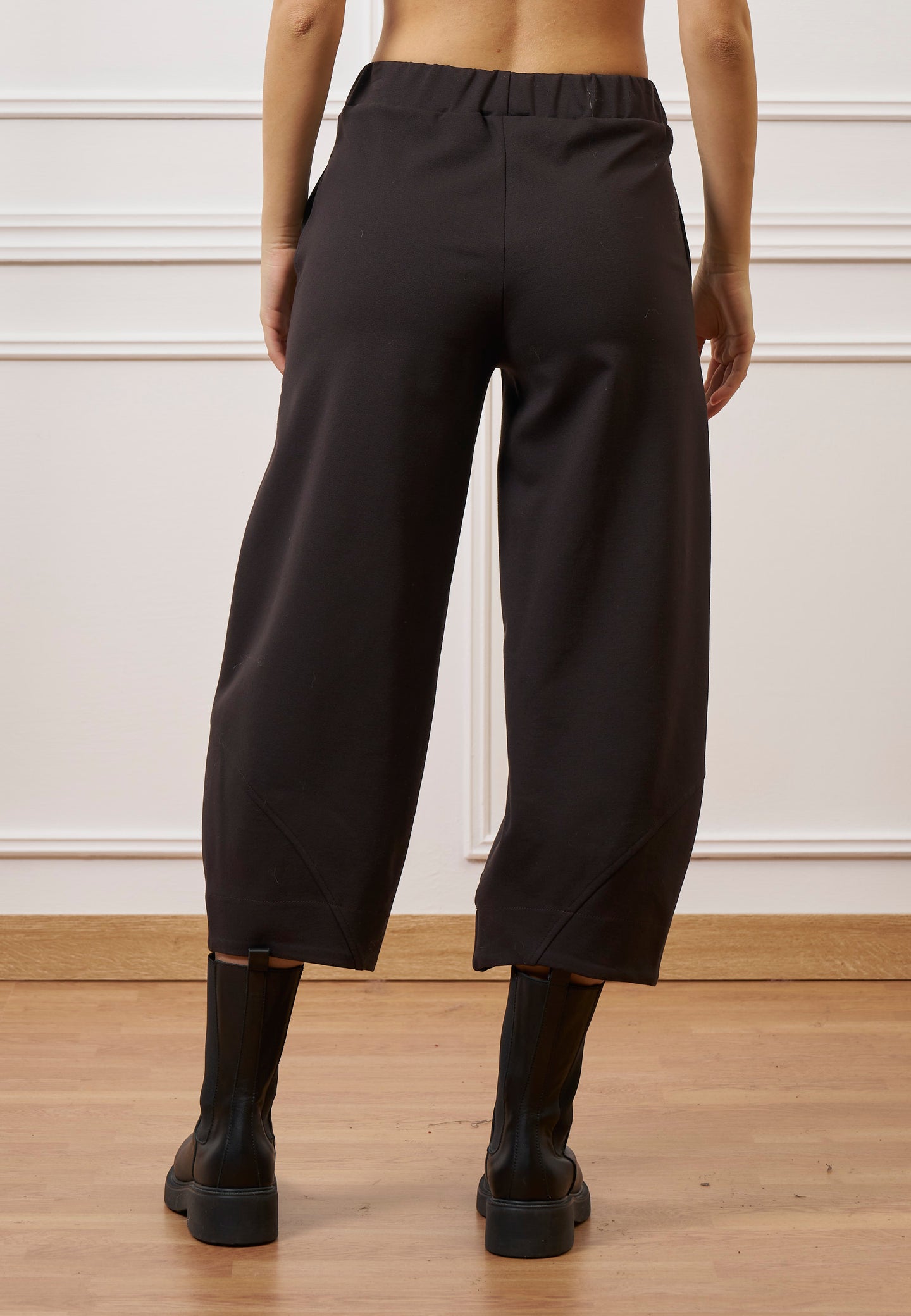 Pantalone balloon in punto Milano