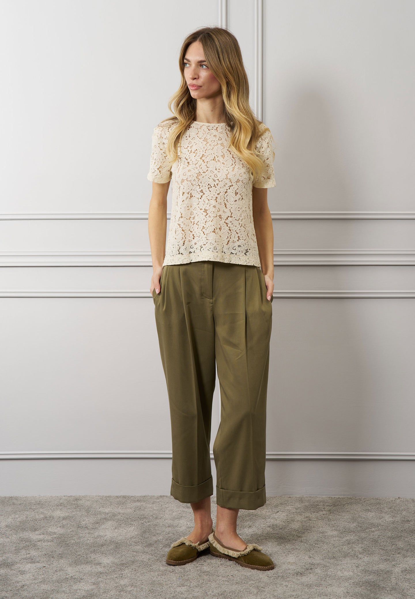 Pantalone dritto con pinces