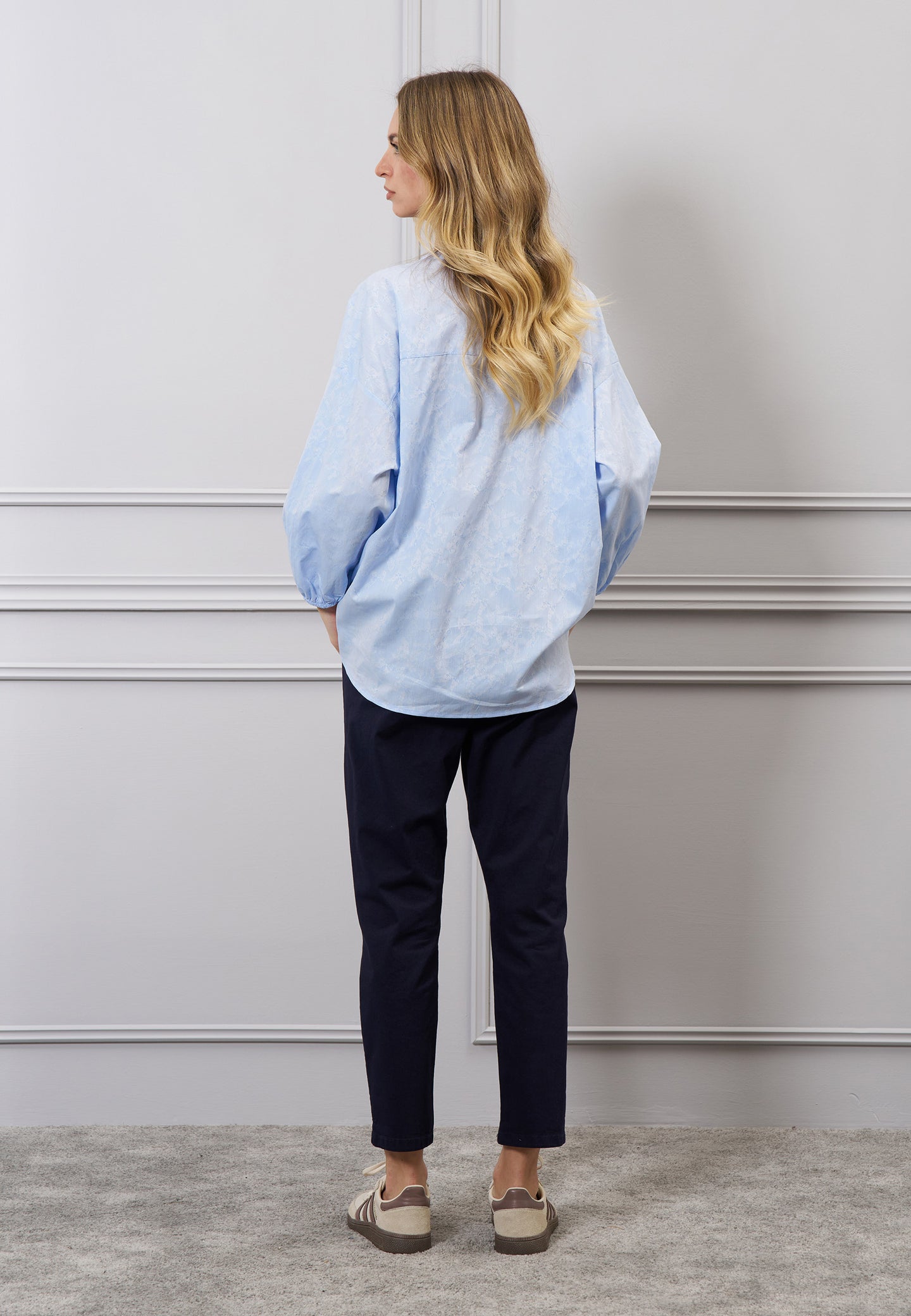 Pantalone elastico sul retro