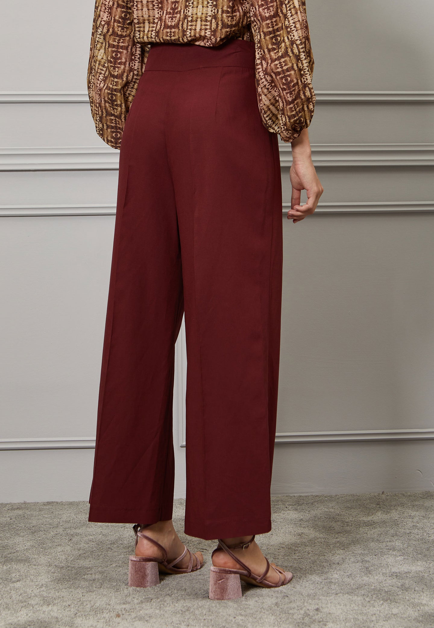 Pantalone gamba ampia