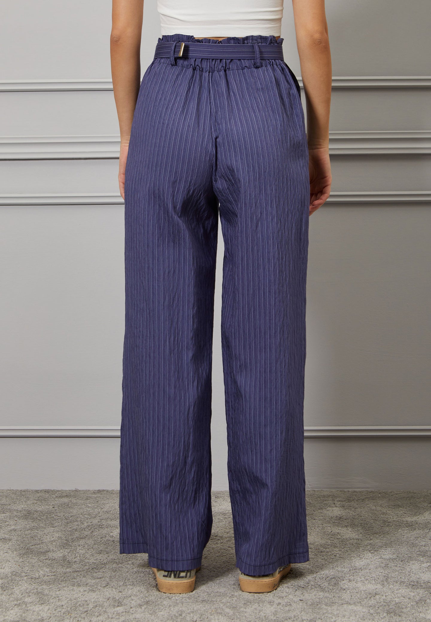 Pantalone gessato con cintura