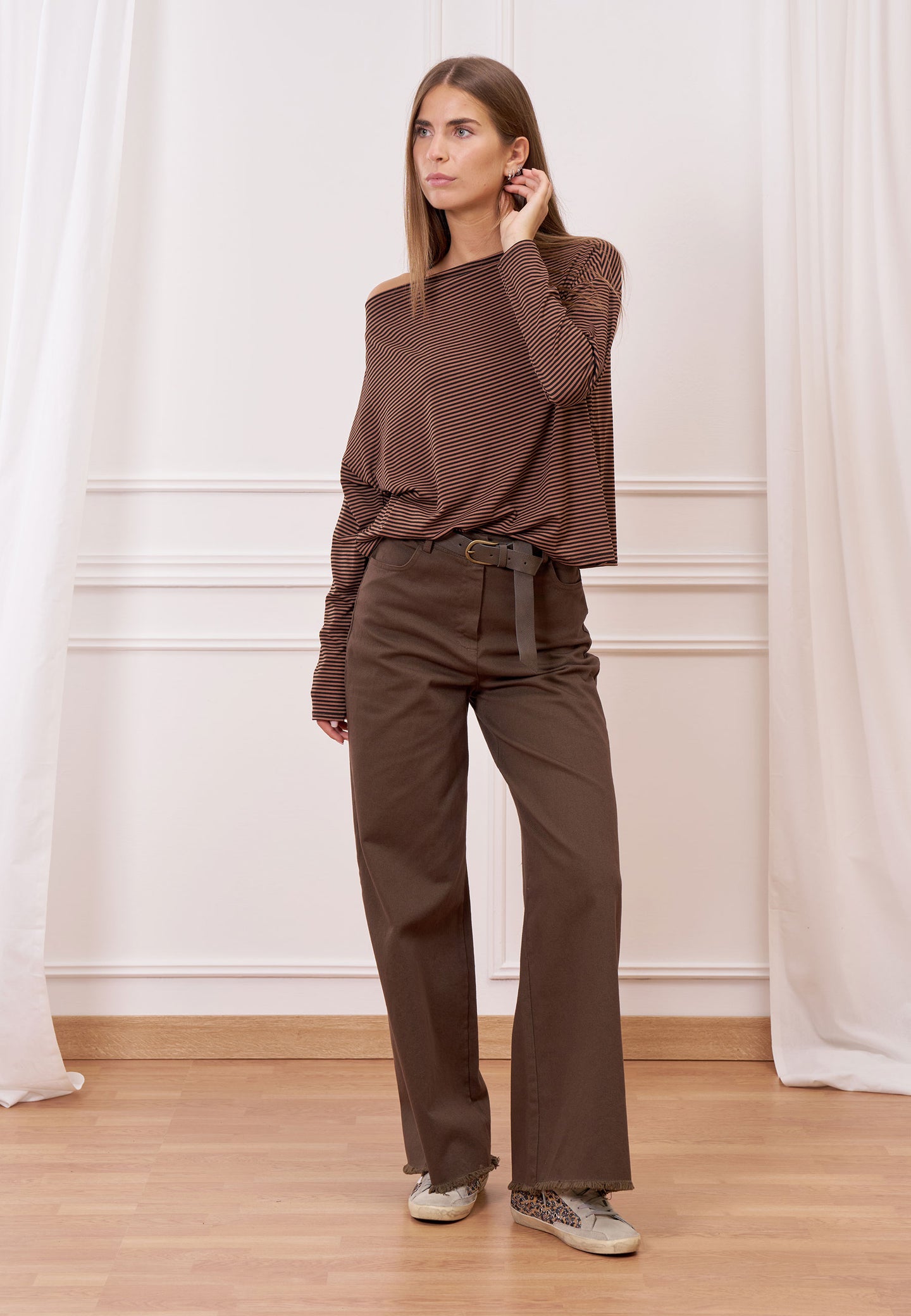 Pantalone palazzo con orlo sfrangiato