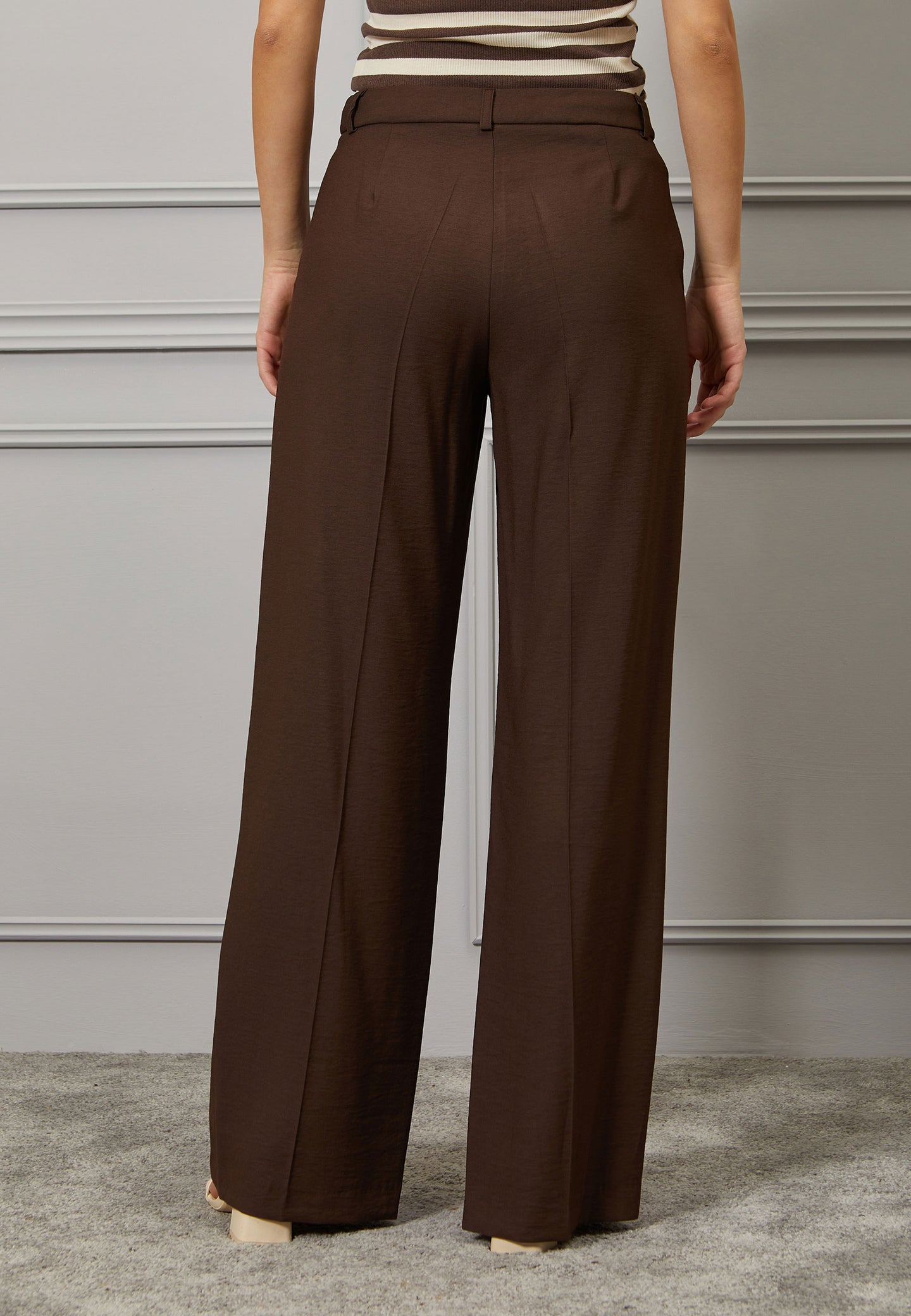 Pantalone palazzo con pinces