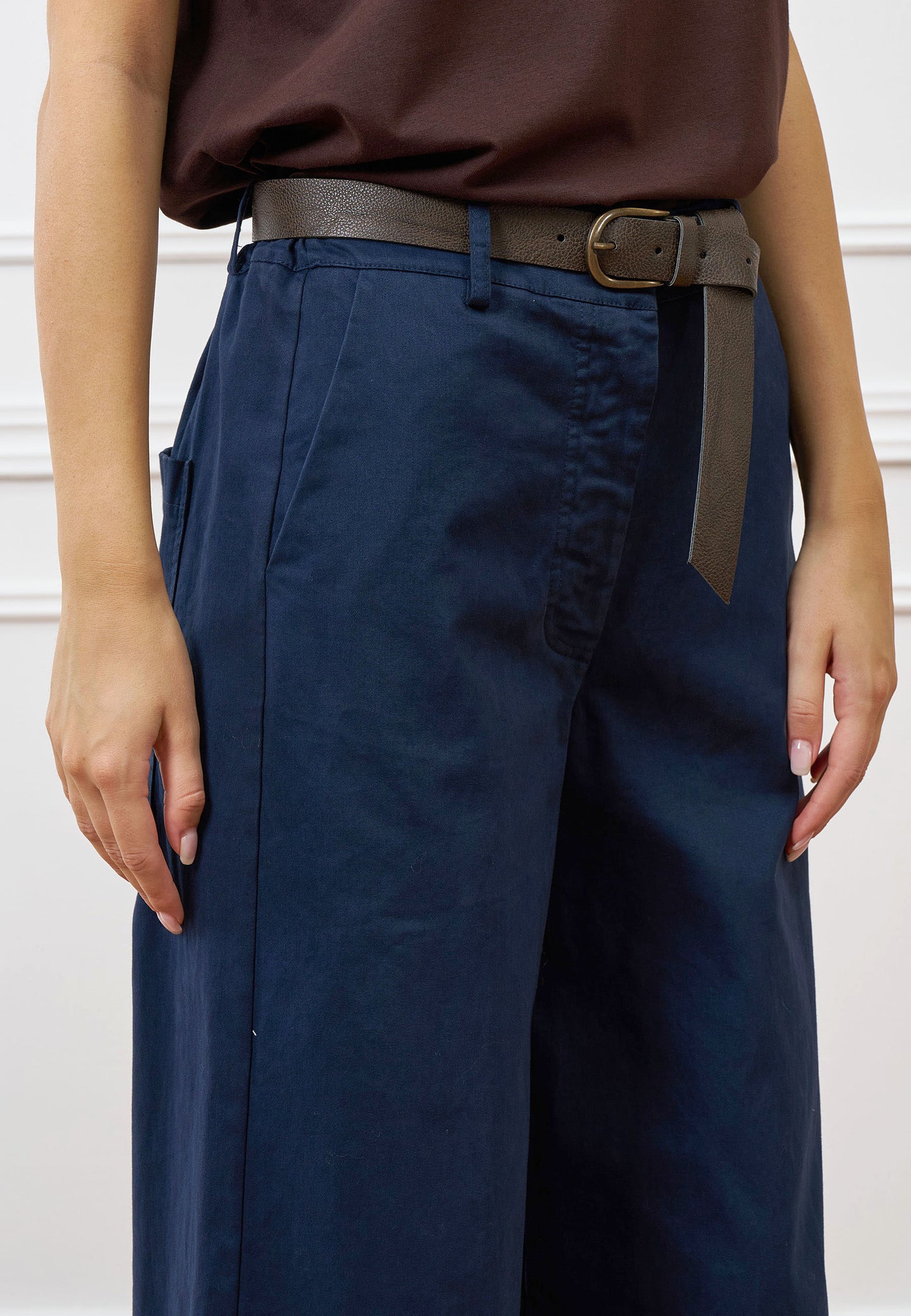 Pantalone palazzo con cintura