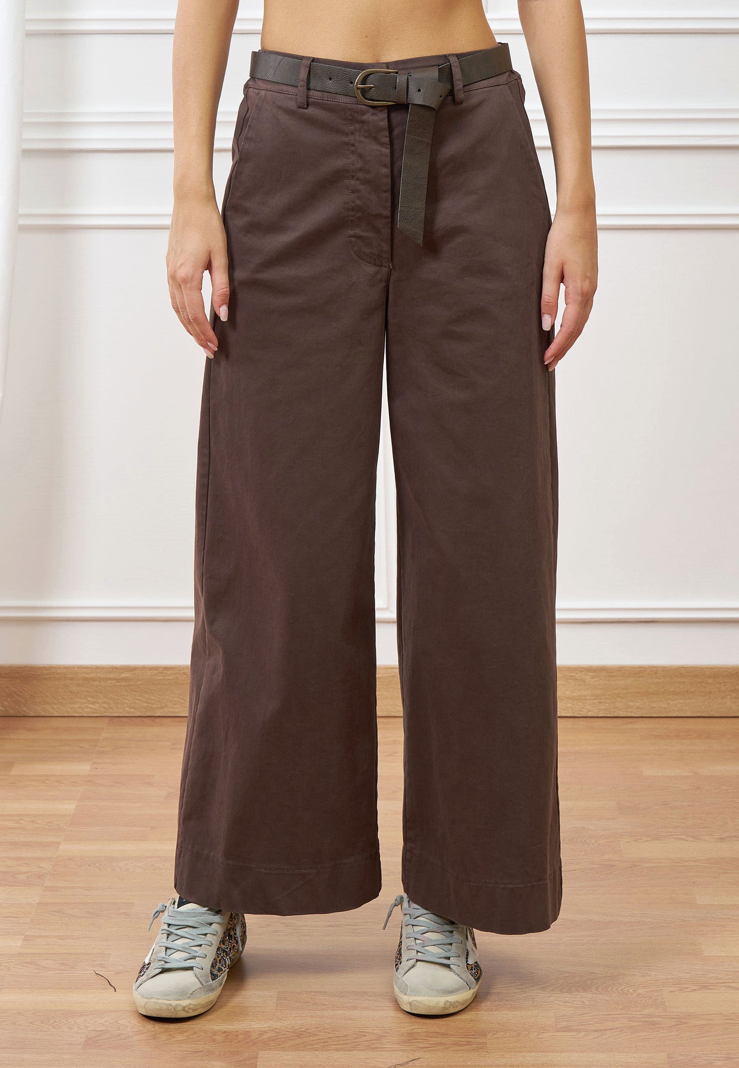Pantalone palazzo con cintura