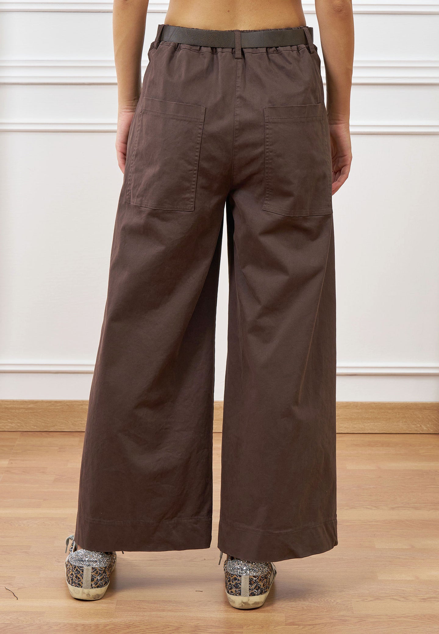 Pantalone palazzo con cintura