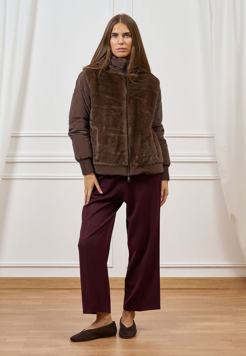 Piumino con inserti in ecopelliccia