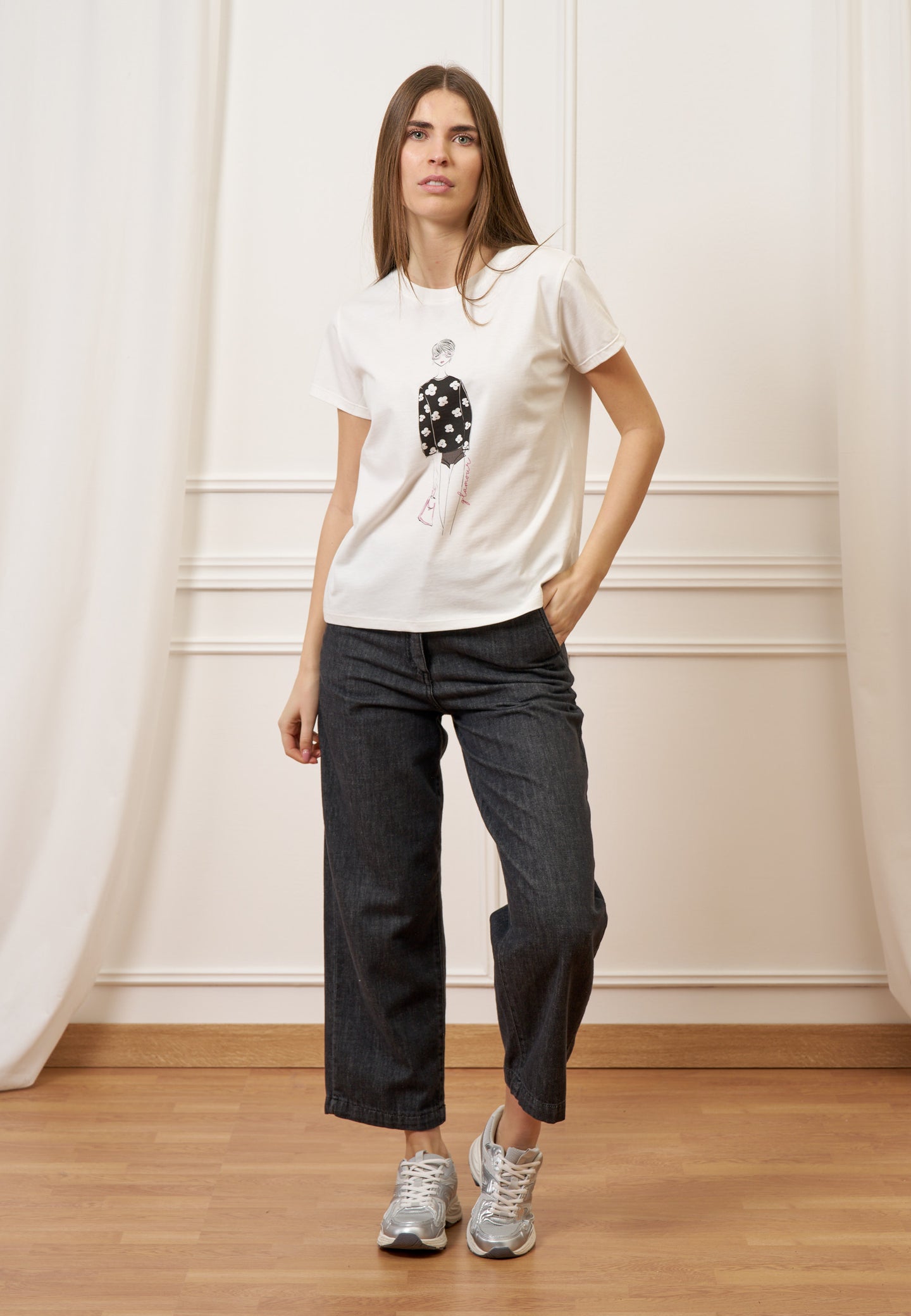 T-shirt con stampa donna fiori