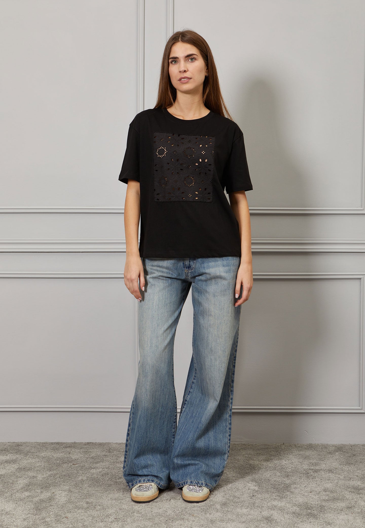 T-shirt inserto sangallo
