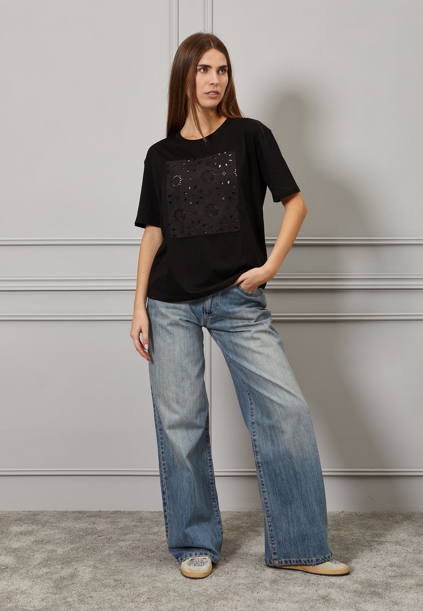 T-shirt inserto sangallo