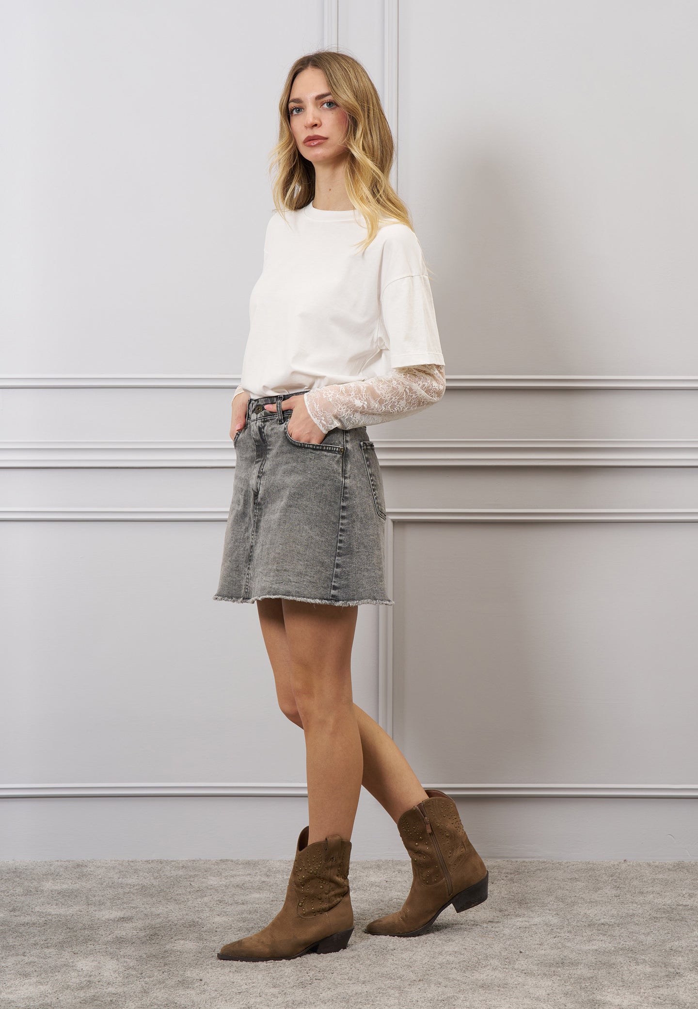 T-shirt over con maniche pizzo